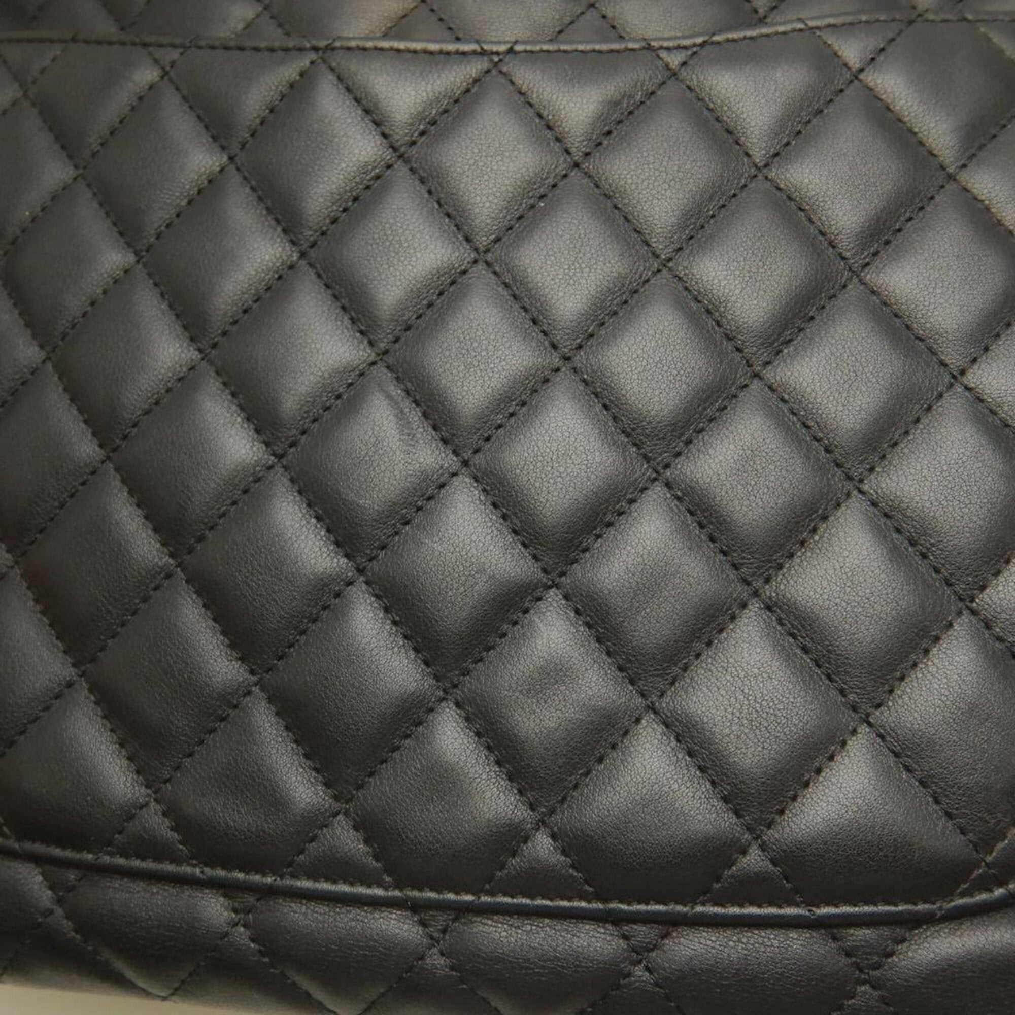 Chanel Black White Leather Tote Bag (Pre-Owned)
