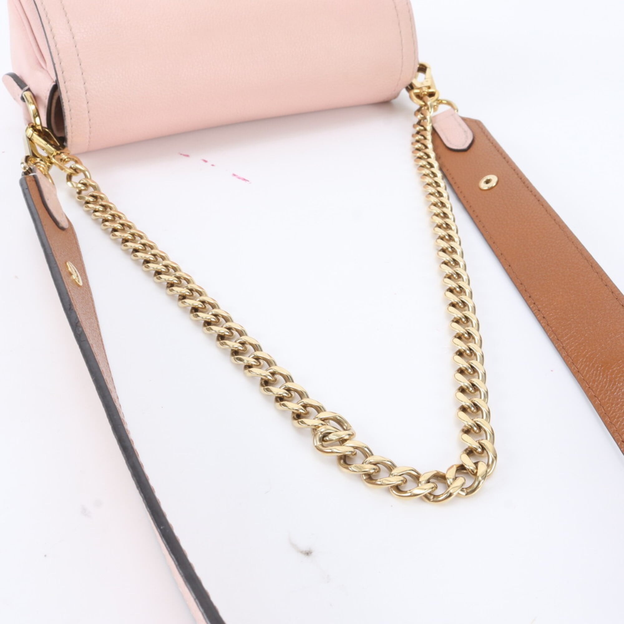 Louis Vuitton Leather Shoulder Bag (Pre-Owned)