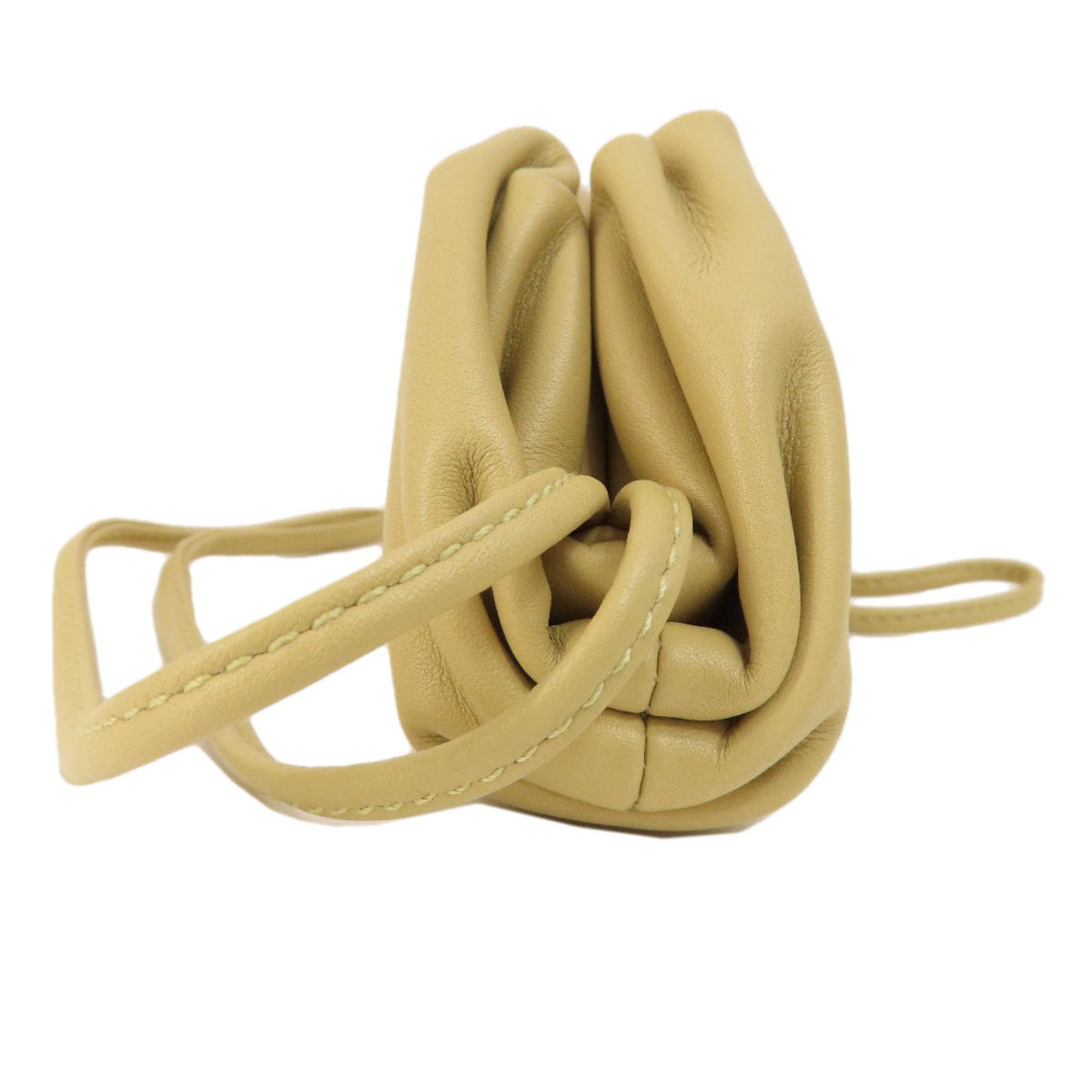Bottega Veneta Beige Leather Pouch (Pre-Owned)