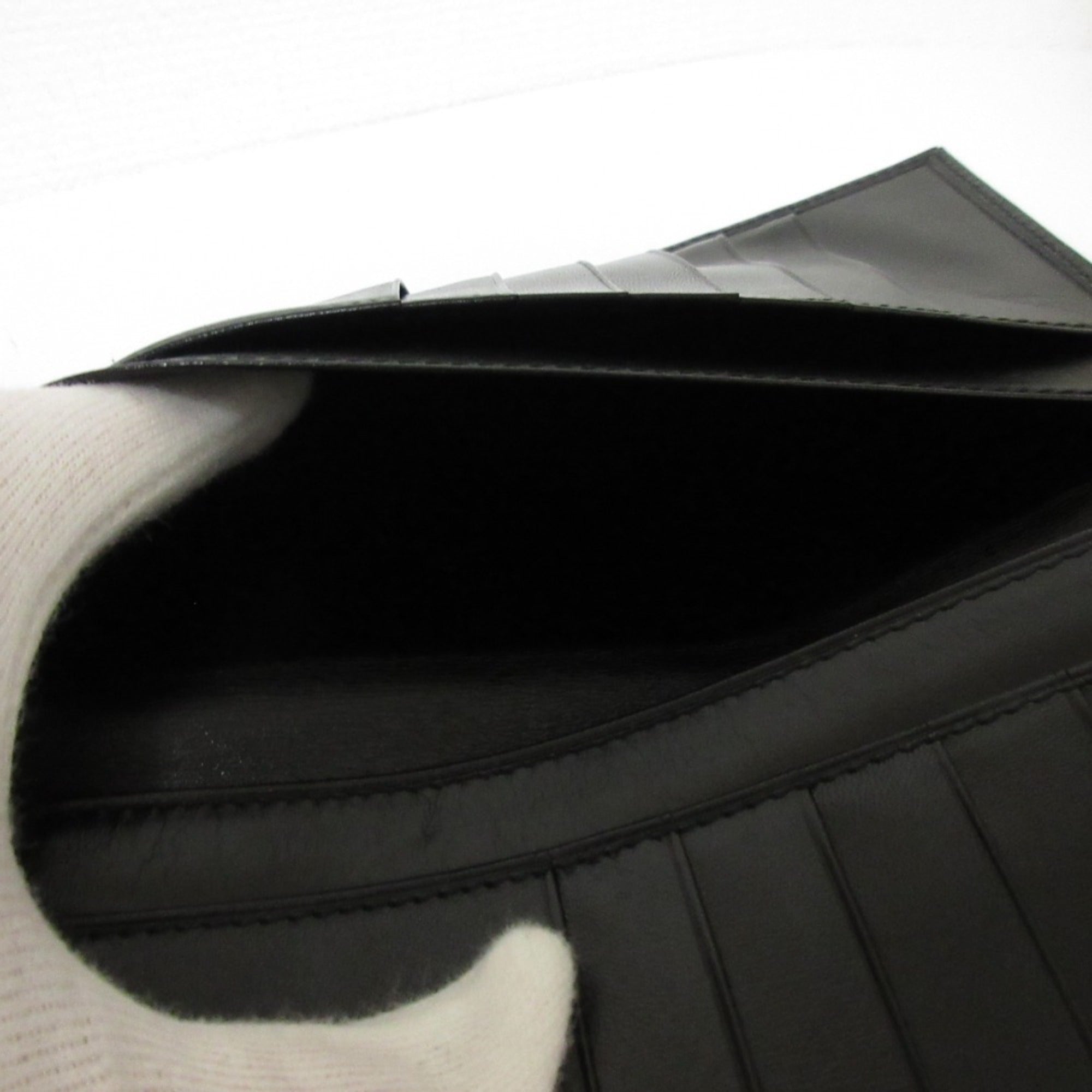 Cartier Black Leather Long Wallet (Bi-Fold) (Pre-Owned)