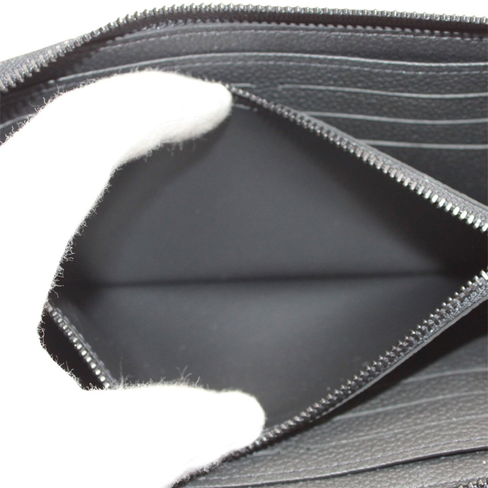 Louis Vuitton Black Galle (Pre-Owned)