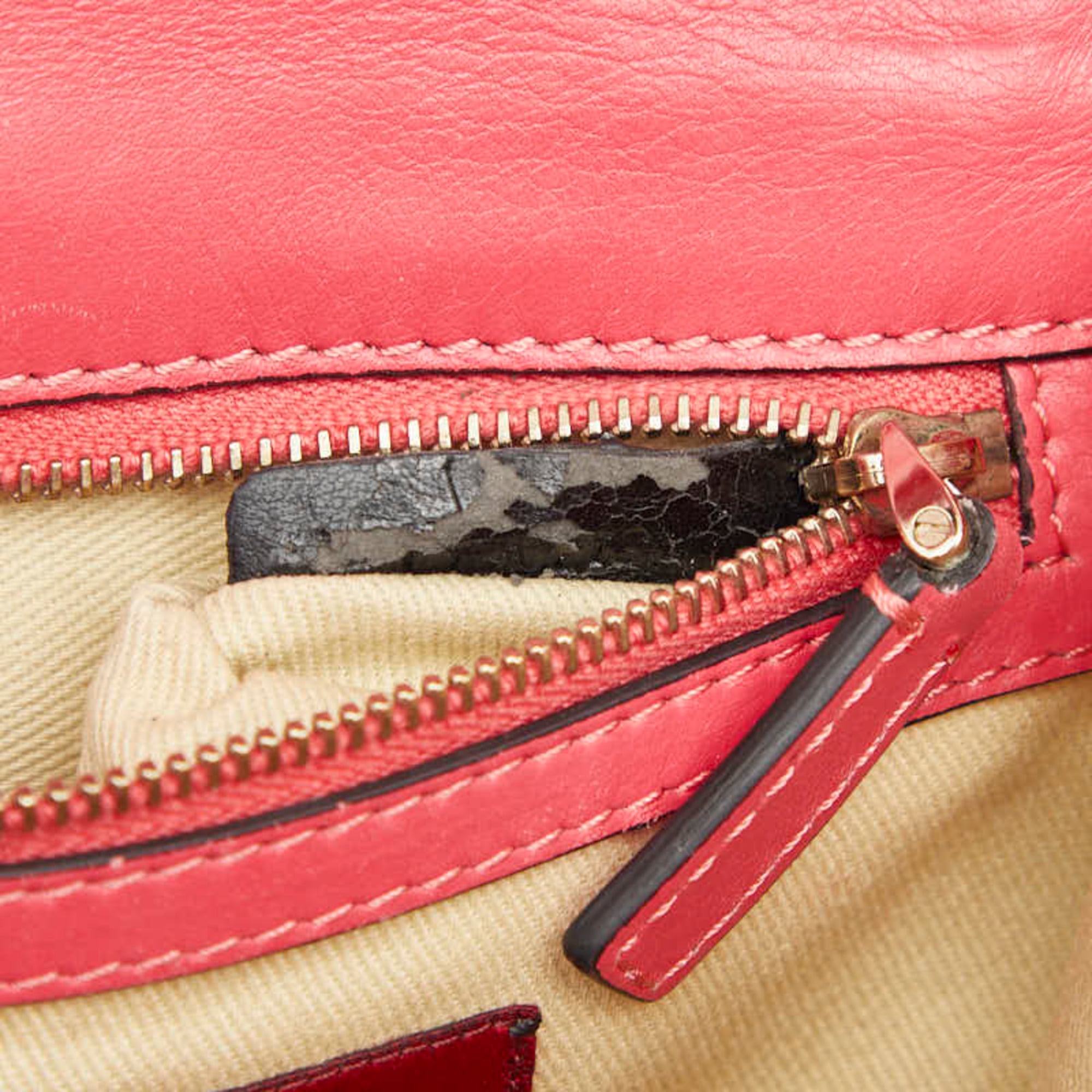 Valentino Pink Leather Shoulder Bag (Pre-Owned)