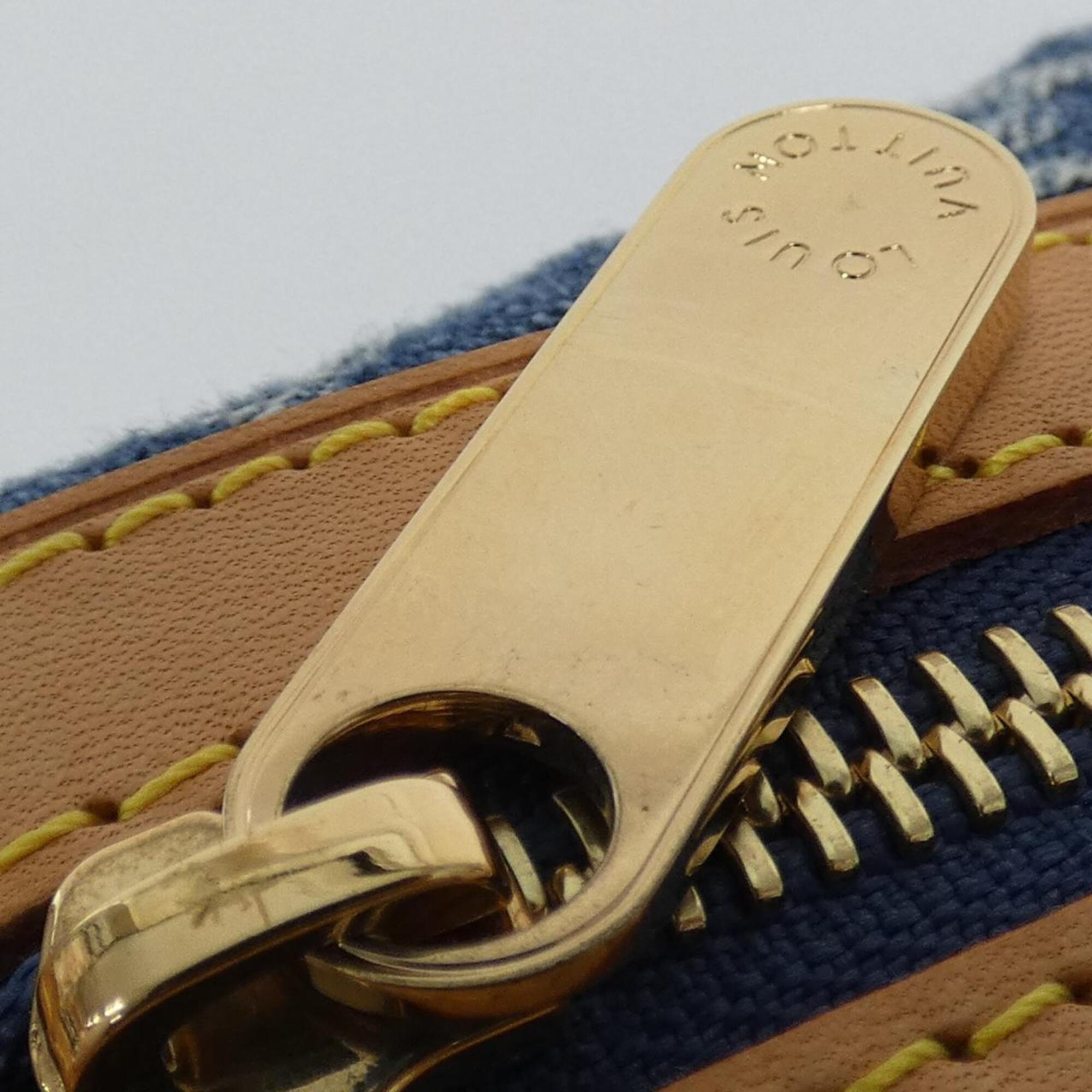 Louis Vuitton Blue Denim Canvas Shoulder Bag (Pre-Owned)