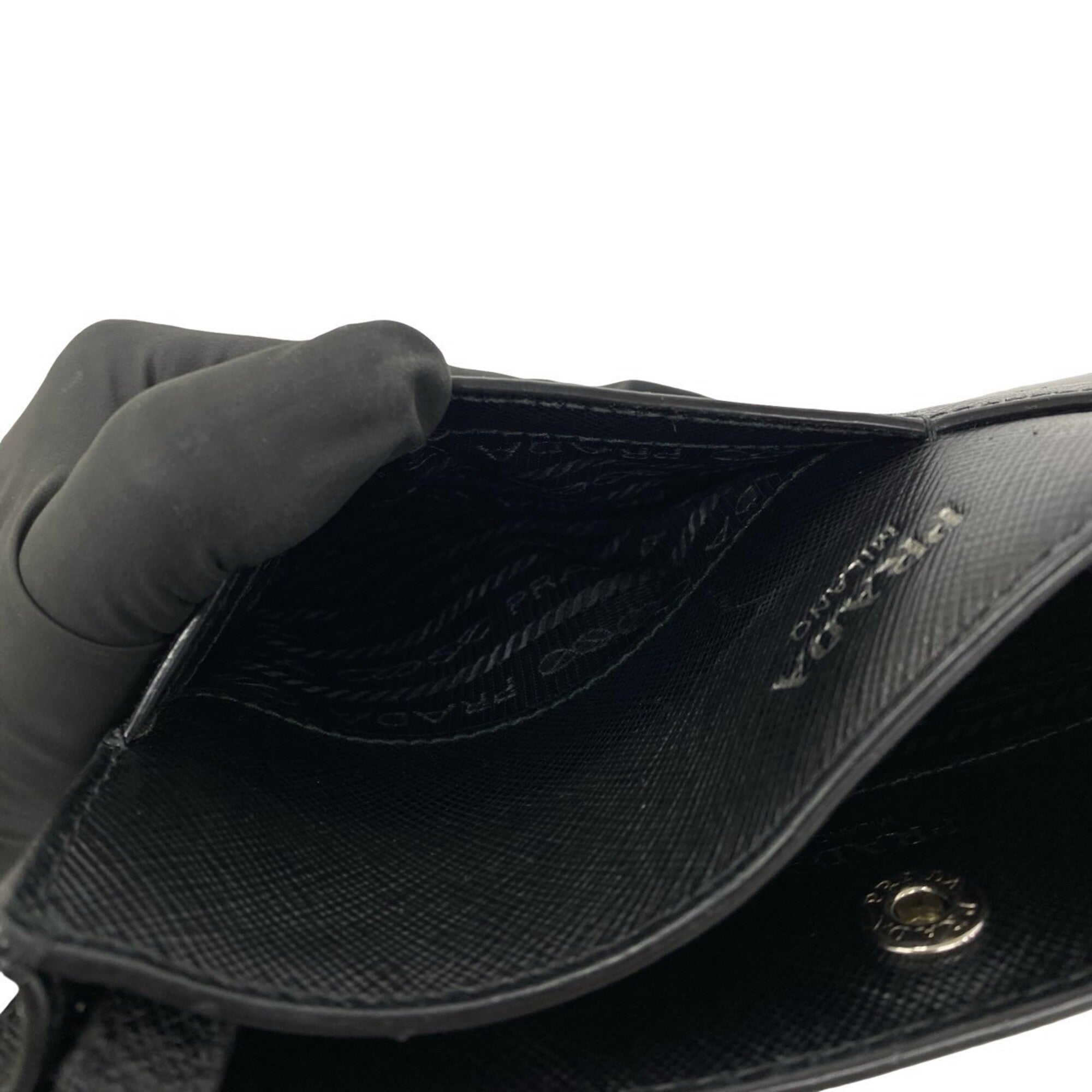 Prada Black Leather Pochette Shoulder Bag (Pre-Owned)