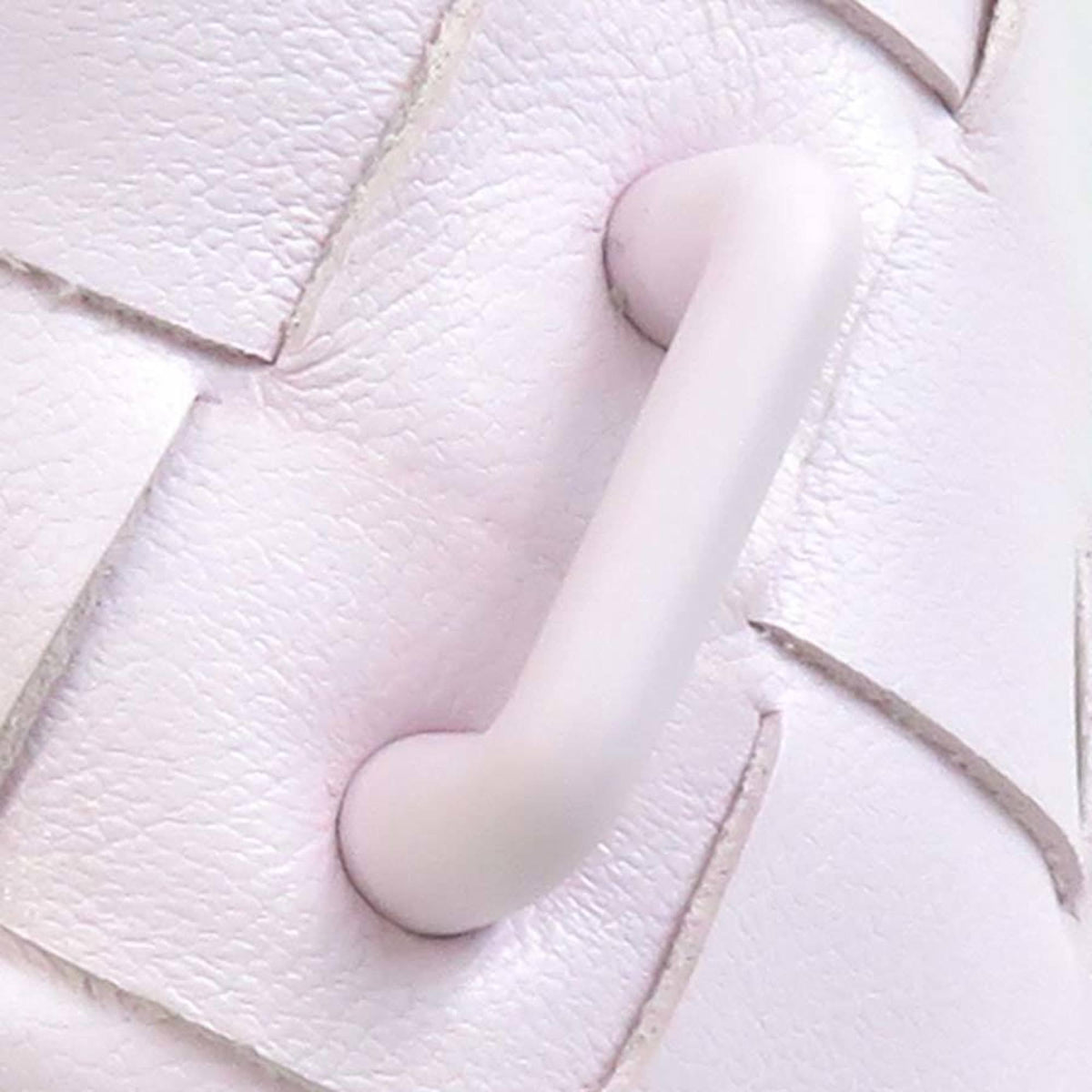Bottega Veneta Light Pink Intrecciato Handbag Shoulder Bag (Pre-Owned)