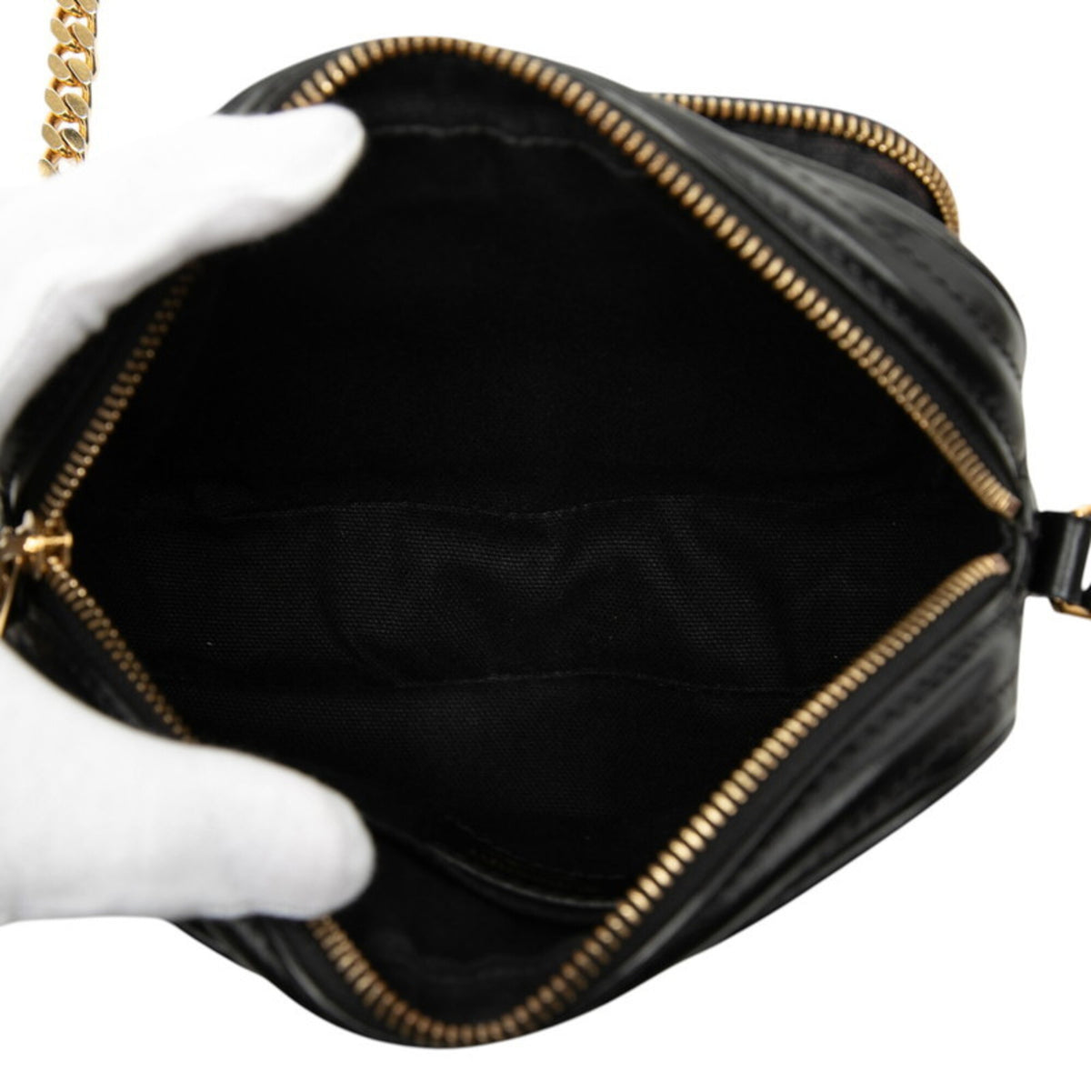 Burberry Black Leather Shoulder Bag (Pre-Owned)
