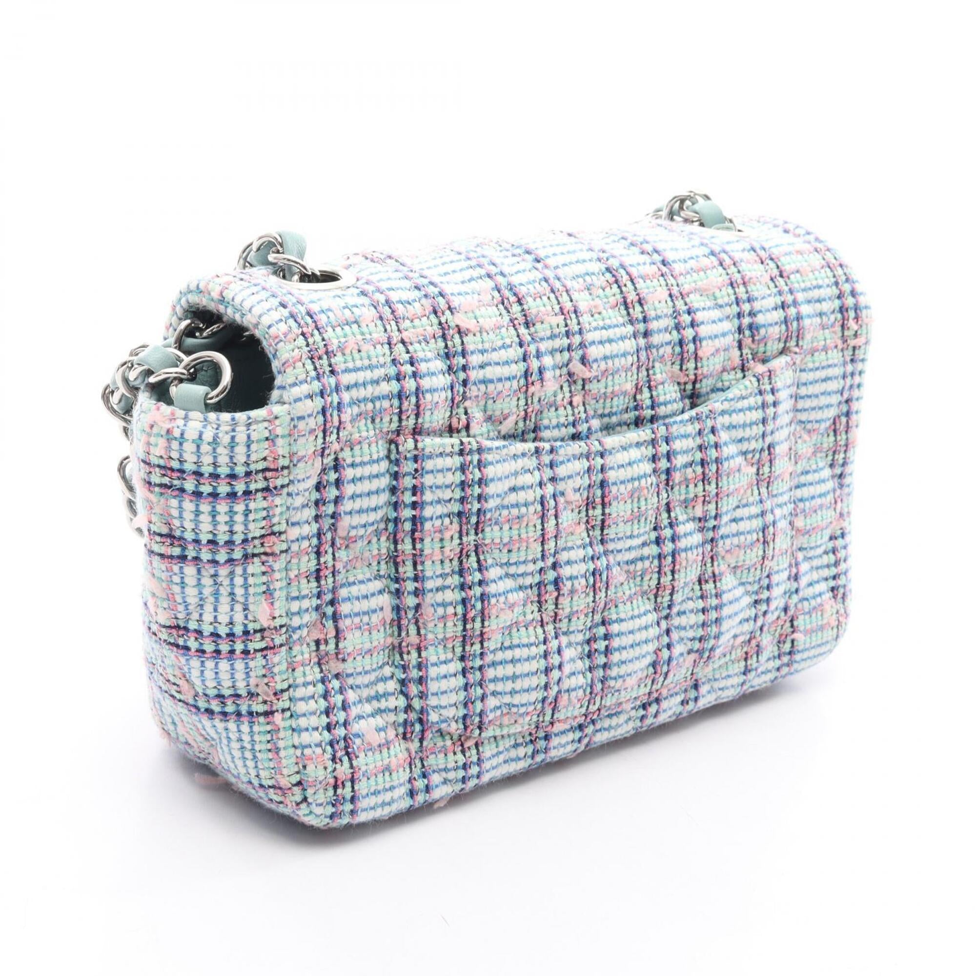 Chanel Green Multi-Color Fabric Handbag Shoulder Bag (Pre-Owned)