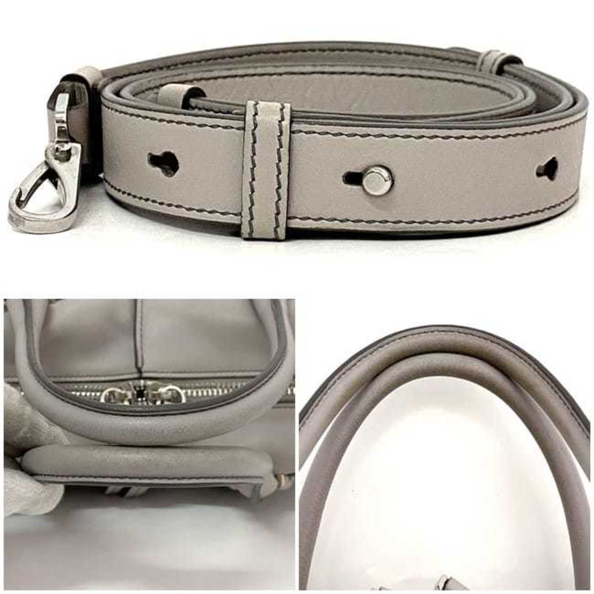 Tod's Gray Leather Handbag Shoulder Bag (Pre-Owned)