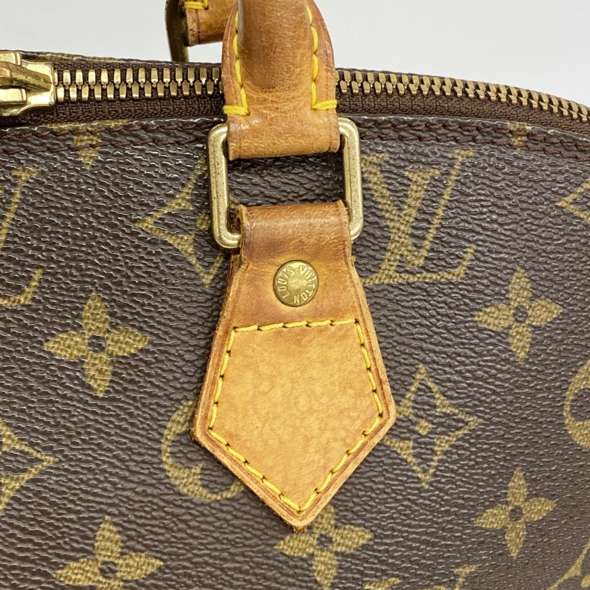Louis Vuitton Brown Handbag (Pre-Owned)