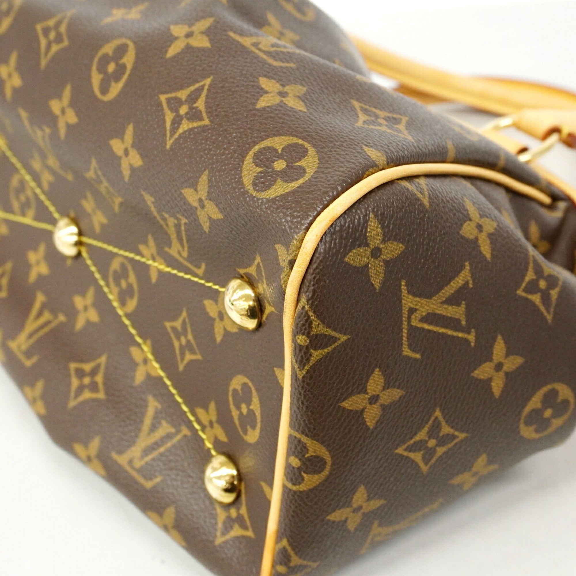 Louis Vuitton Brown Handbag (Pre-Owned)