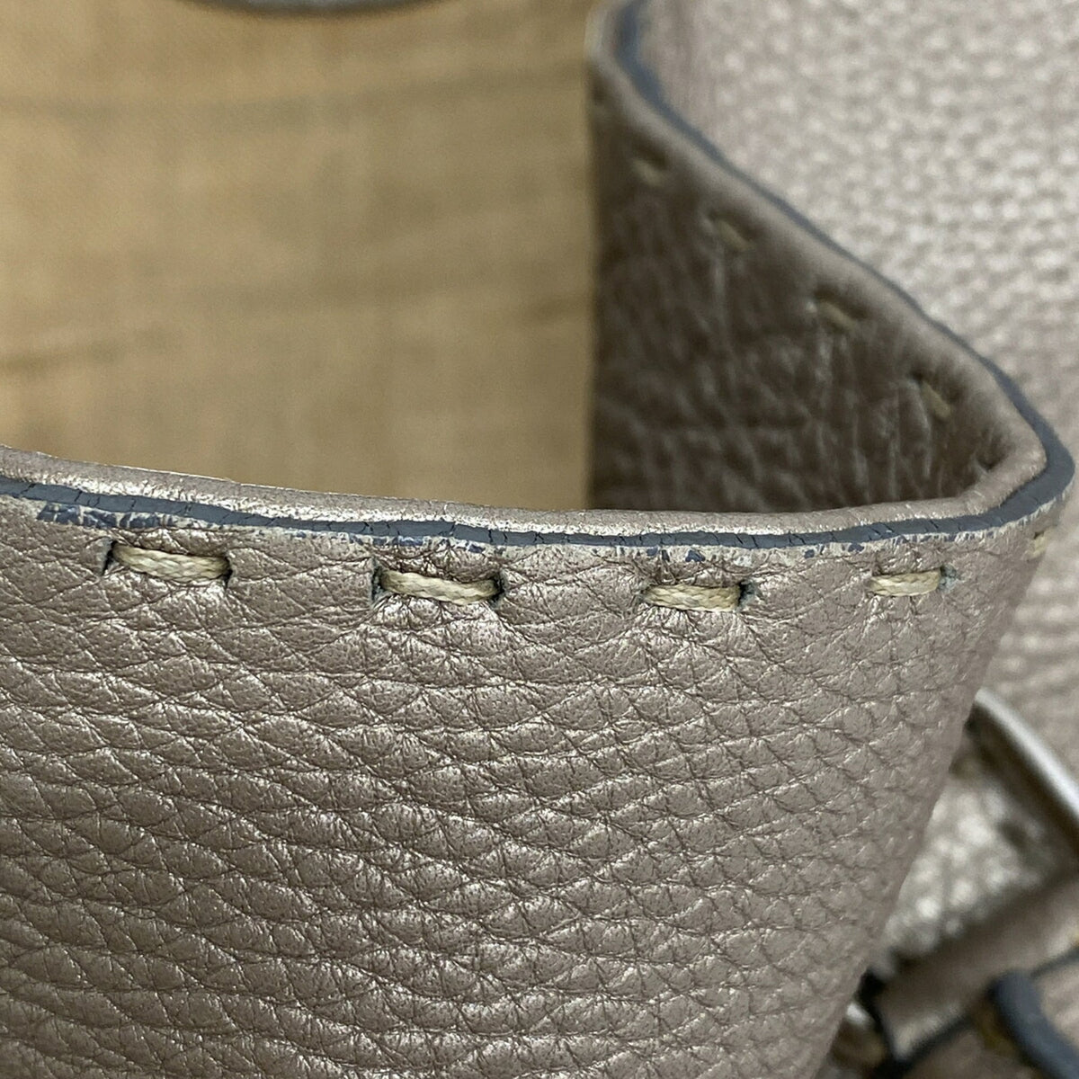 Fendi Grayish Leather Tote Bag (Pre-Owned)