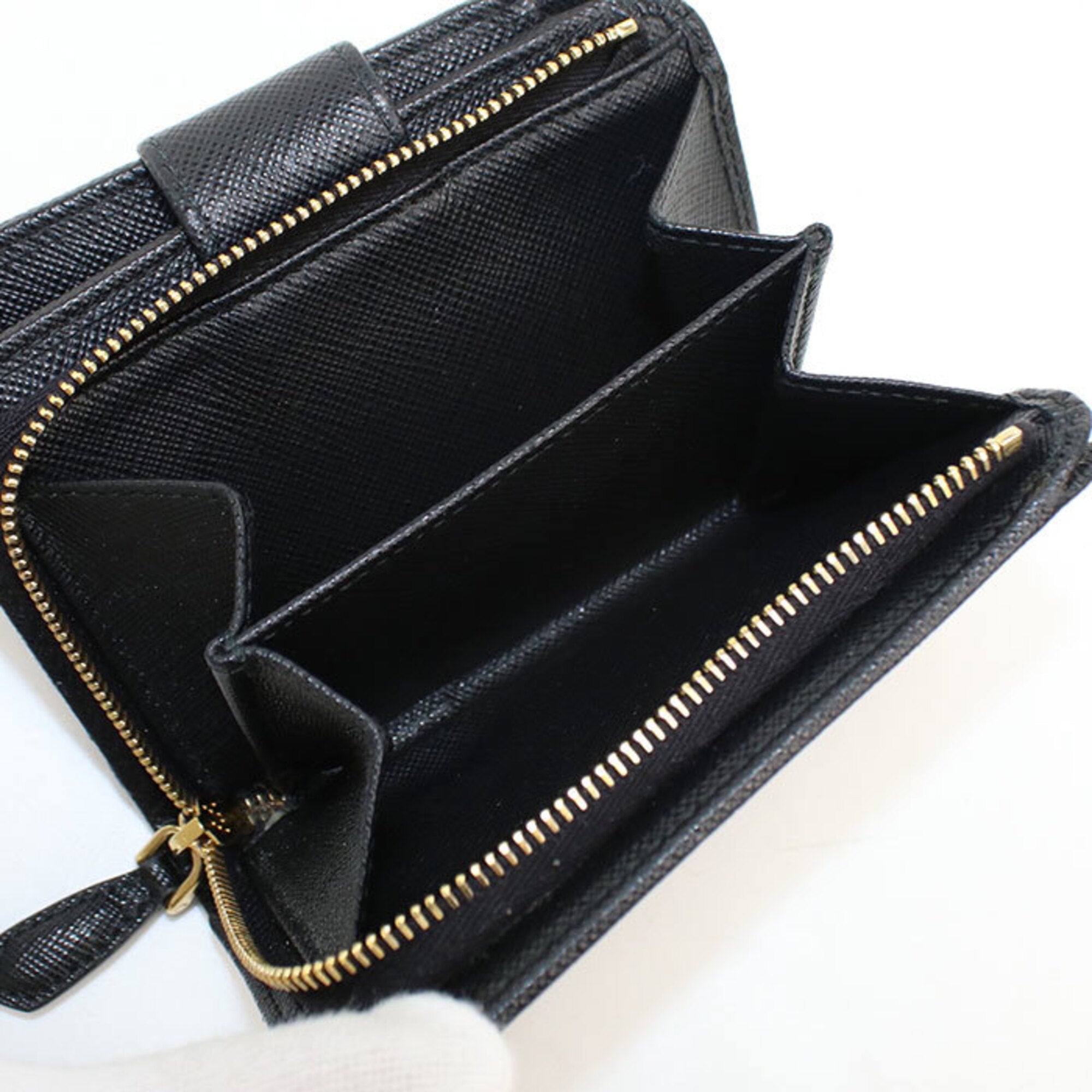 Prada Black Leather Wallet (Bi-Fold) (Pre-Owned)