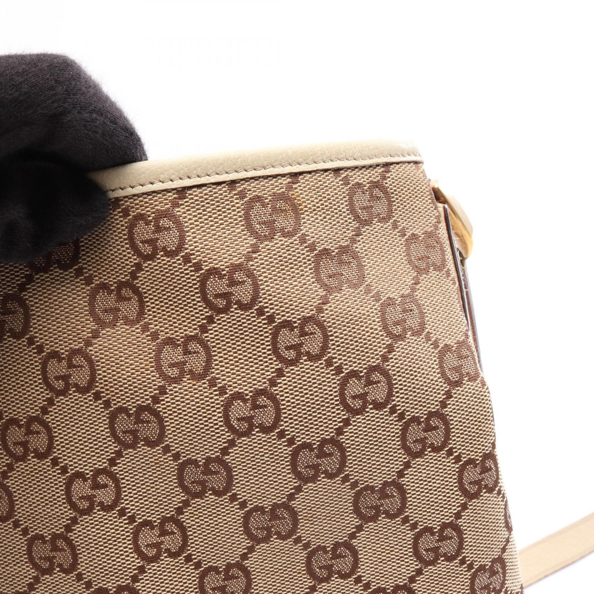 Gucci Beige White Gg Canvas Handbag Shoulder Bag (Pre-Owned)