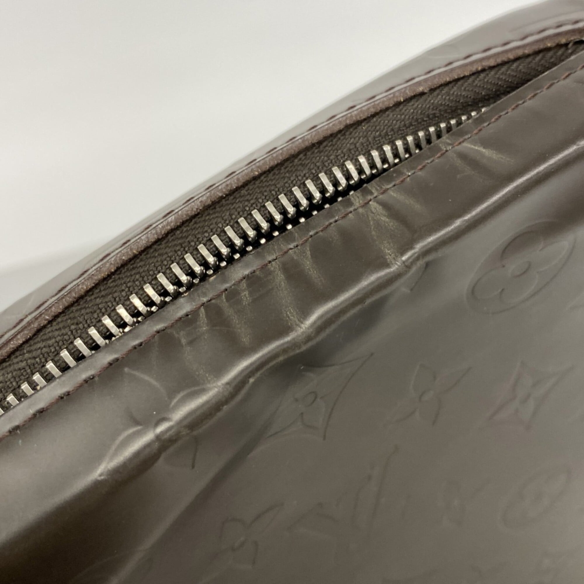 Louis Vuitton Coffee Shoulder Bag (Pre-Owned)