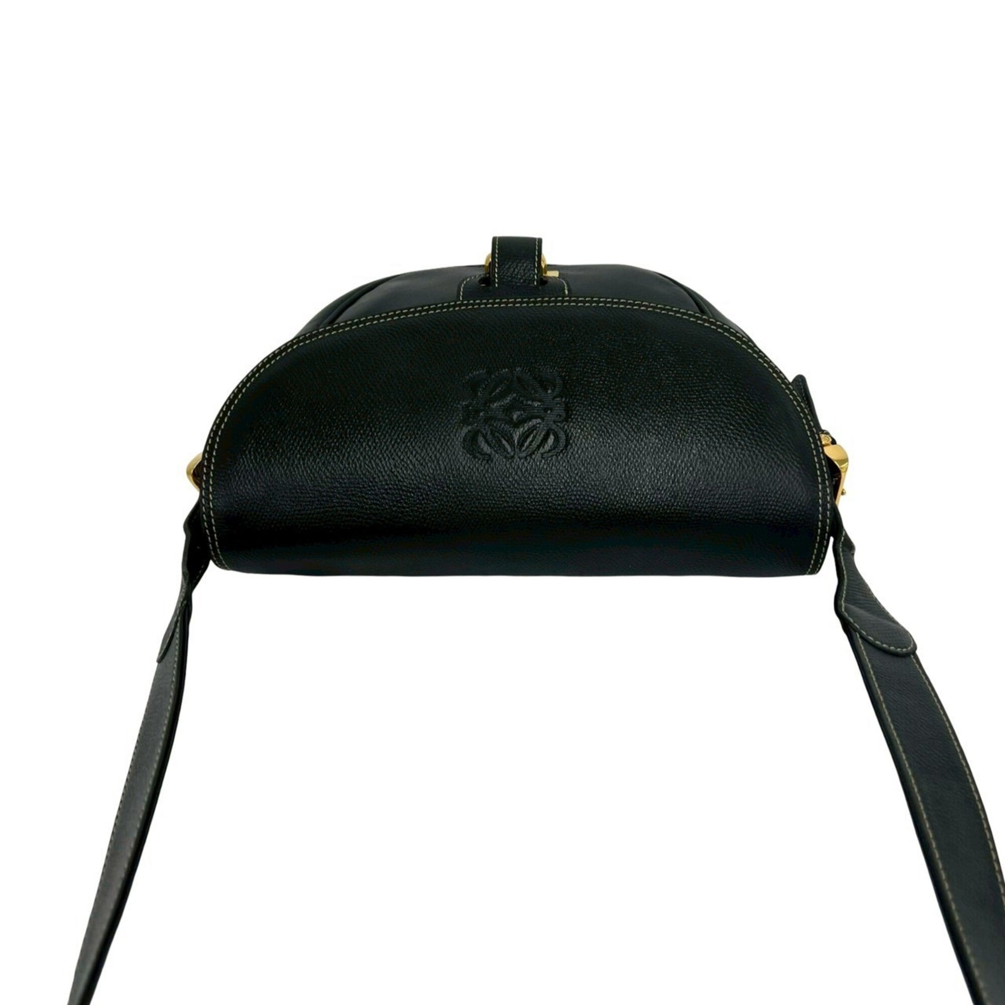 Loewe Black Leather Pochette Shoulder Bag (Pre-Owned)