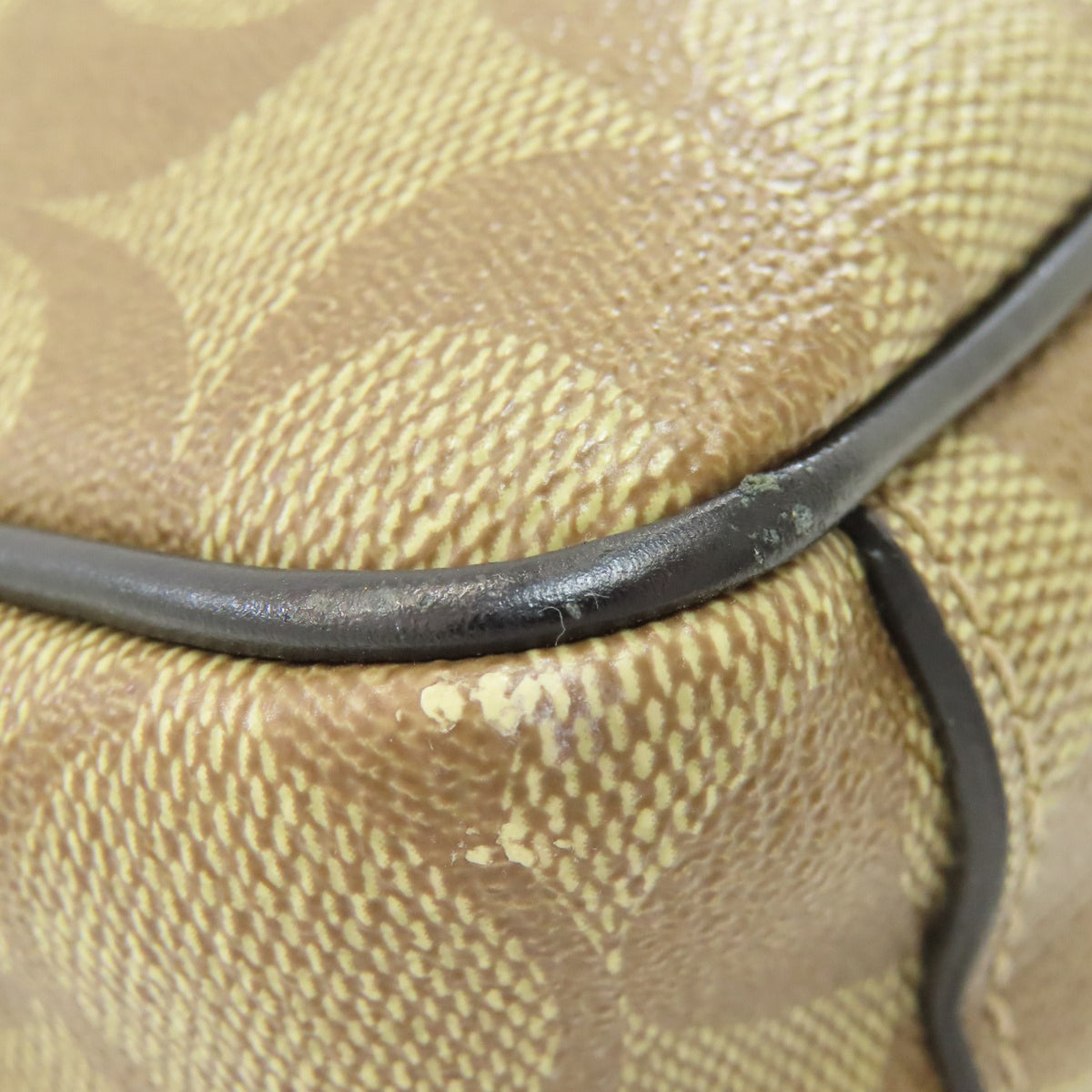 Coach Signature Black Pvc Shoulder Bag (Pre-Owned)