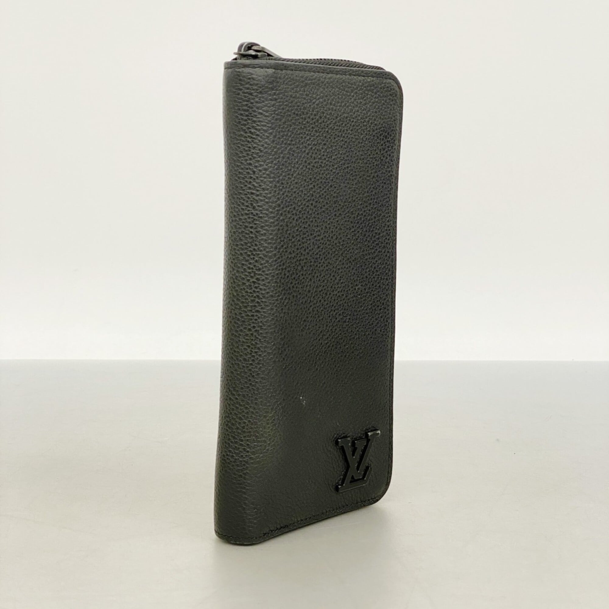Louis Vuitton Black Long Wallet (Bi-Fold) (Pre-Owned)
