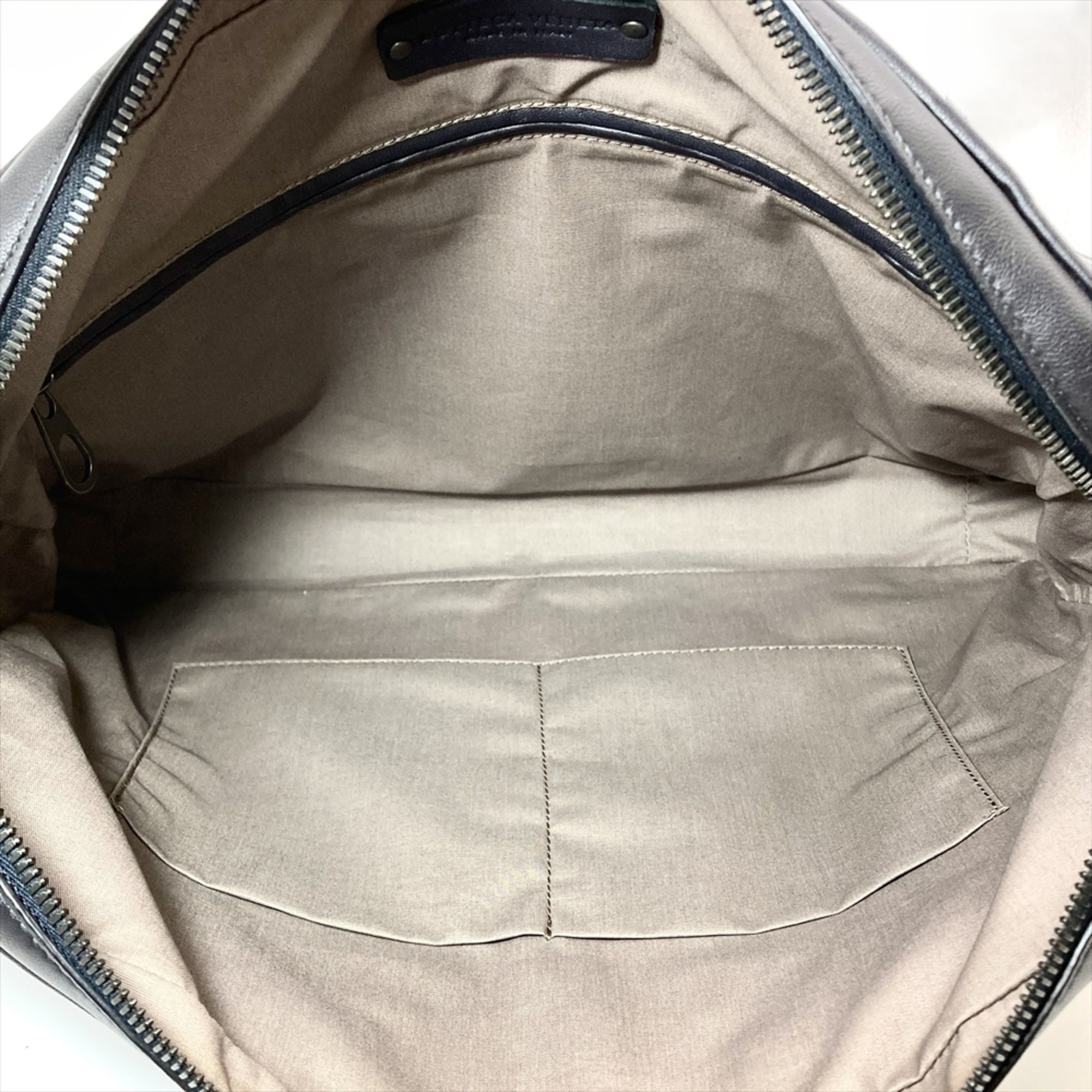 Bottega Veneta Intrecciato Navy Leather Briefcase (Pre-Owned)