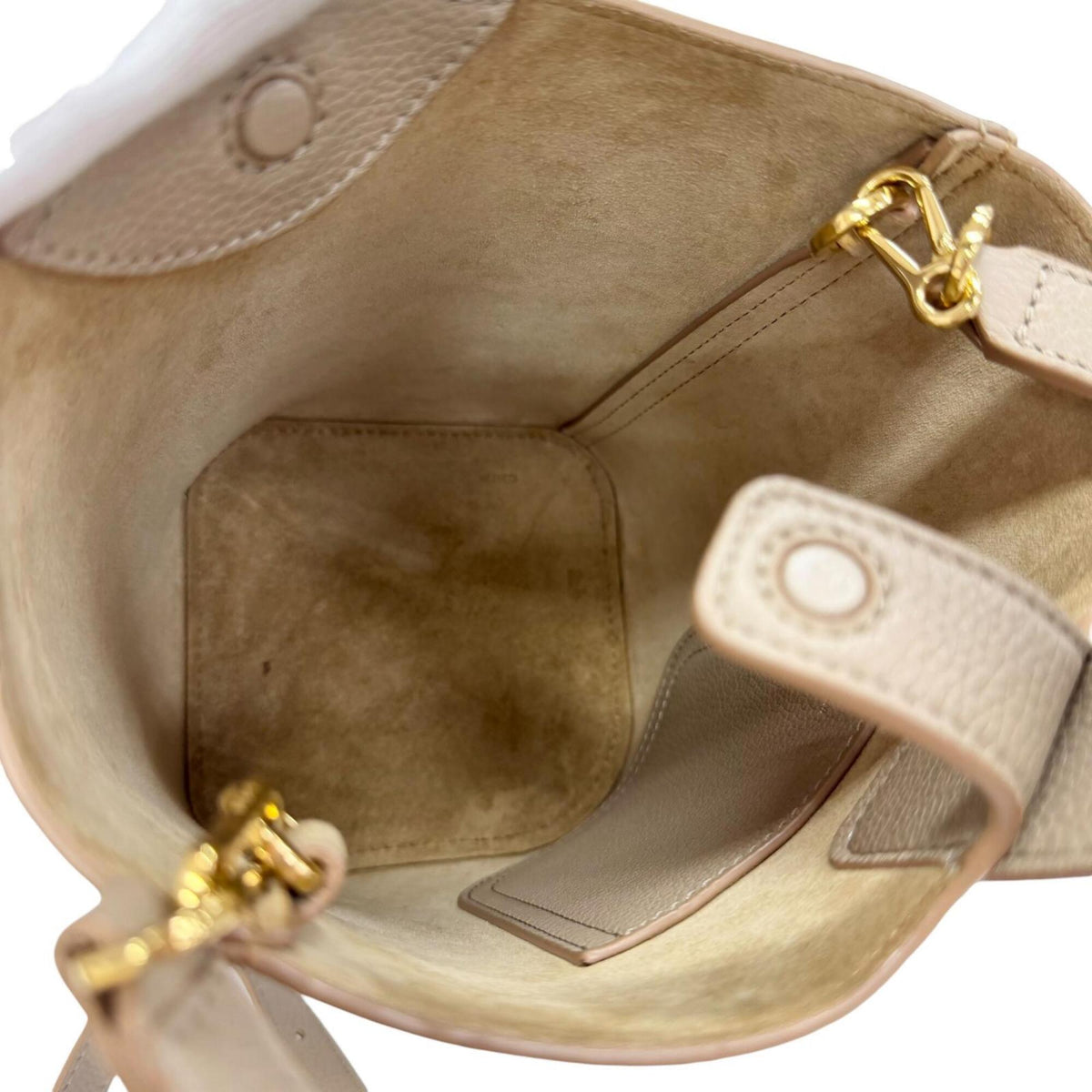 Loewe Beige Leather Shoulder Bag (Pre-Owned)