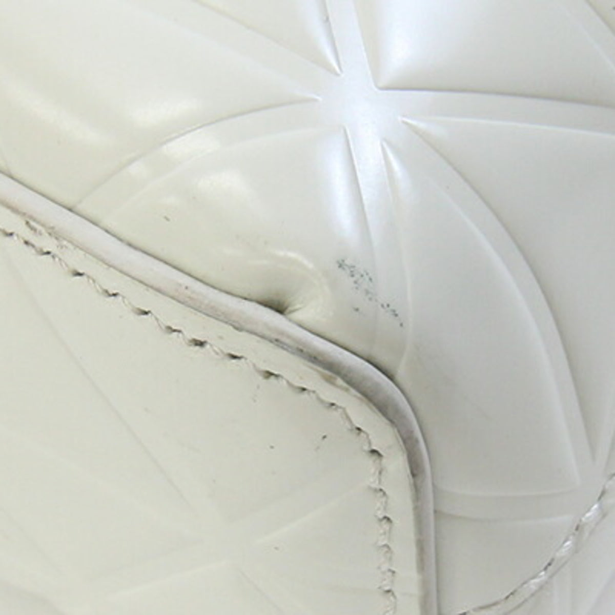 Prada Black White Leather Handbag Tote Bag (Pre-Owned)