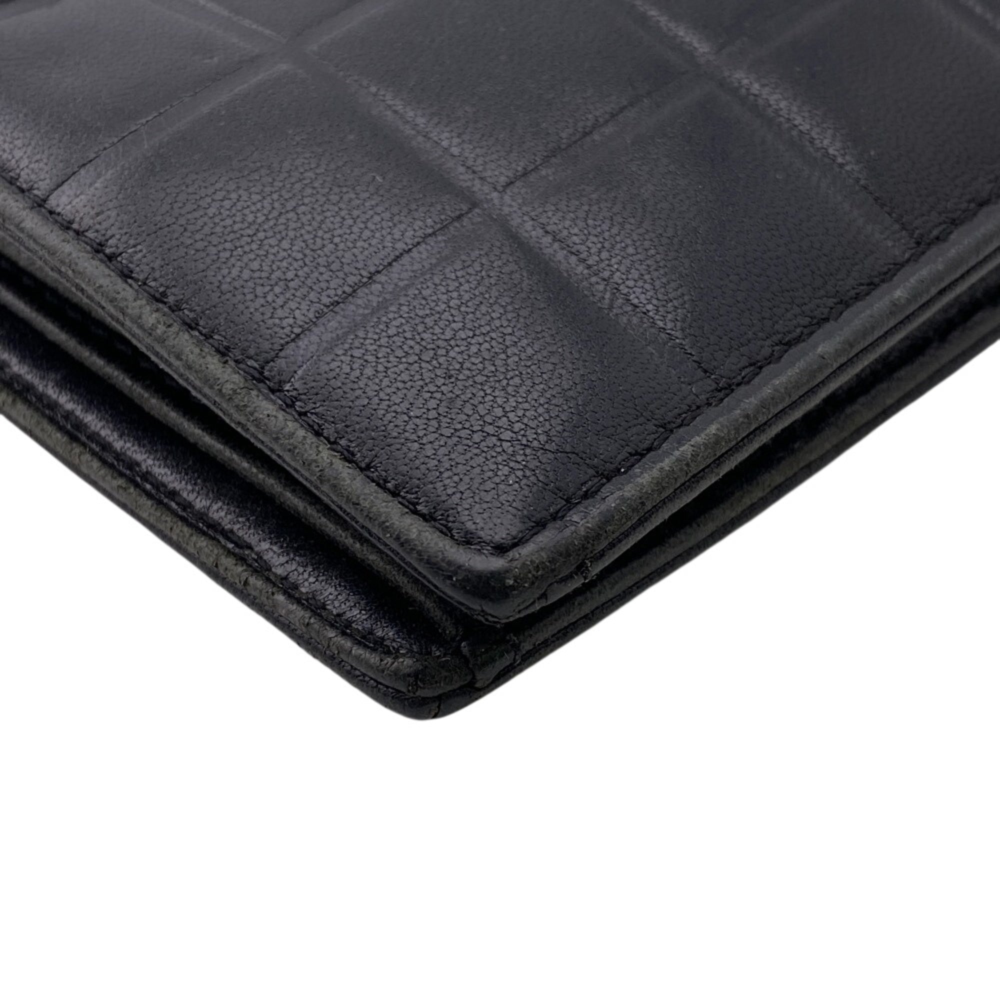 Chanel Black Leather Wallet (Bi-Fold) (Pre-Owned)