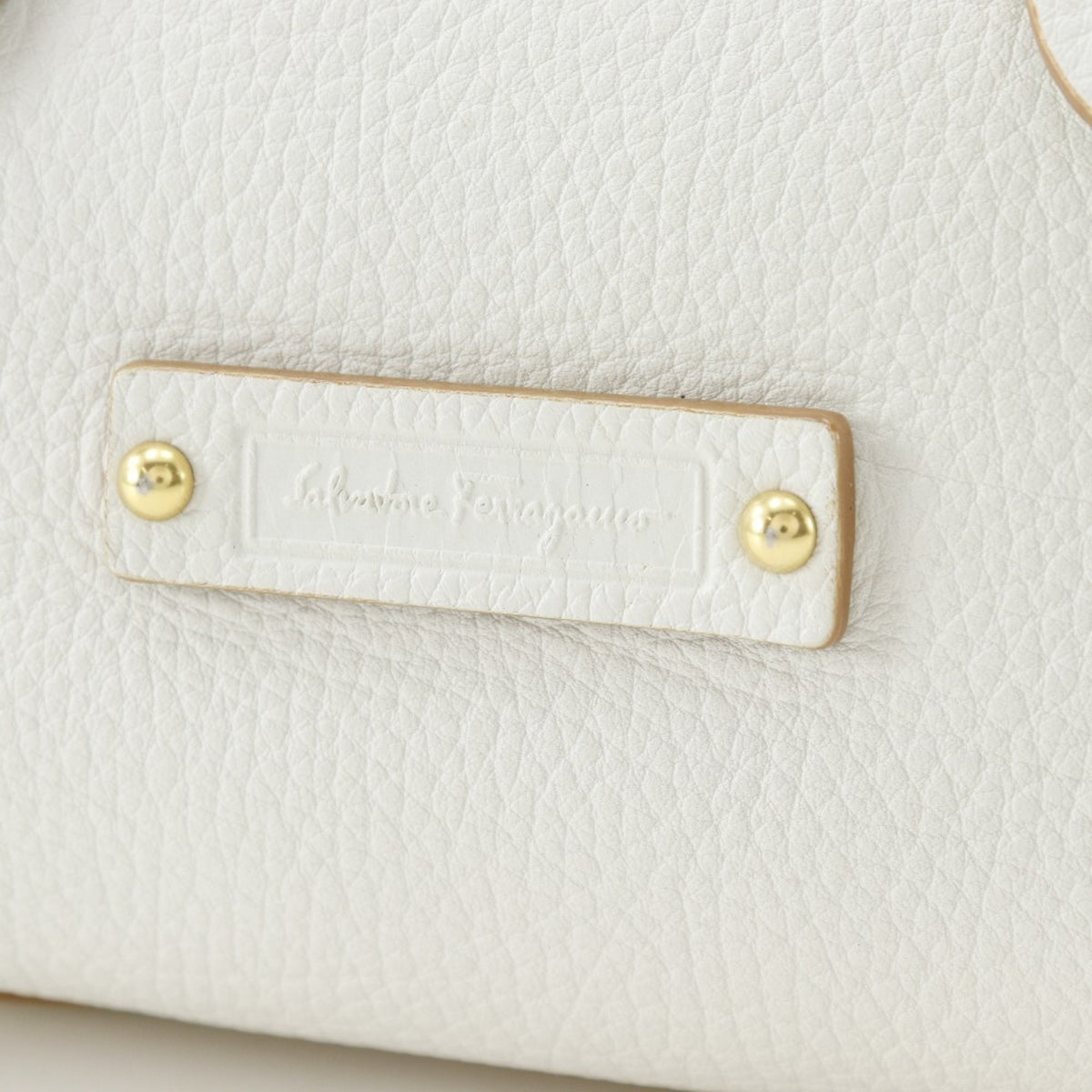 Salvatore Ferragamo White Leather Tote Bag (Pre-Owned)