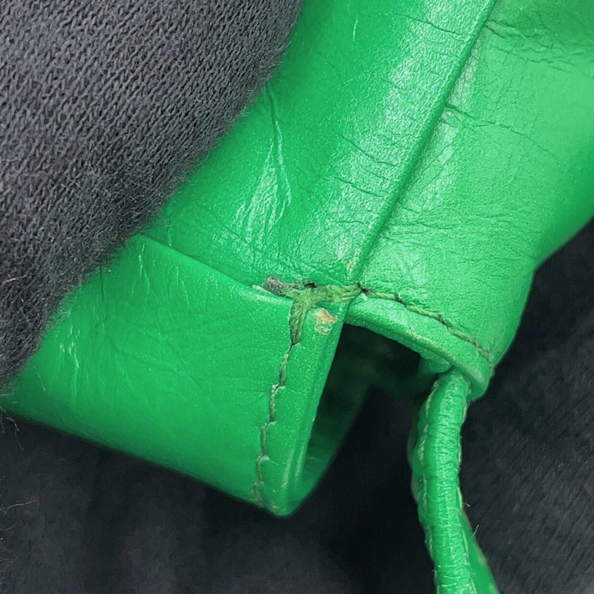Bottega Veneta Green Handbag Shoulder Bag (Pre-Owned)