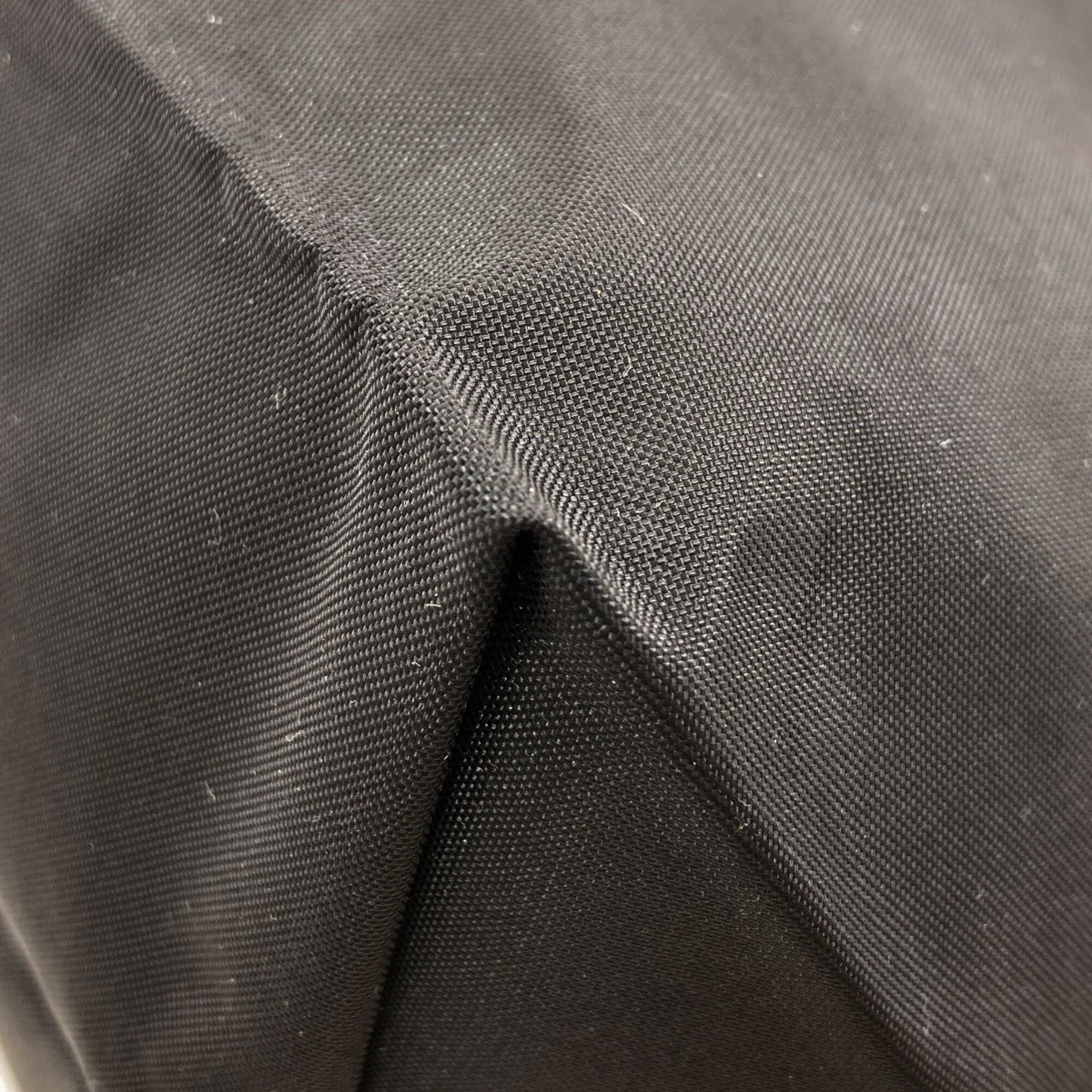 Longchamp Black Nylon Handbag (Pre-Owned)