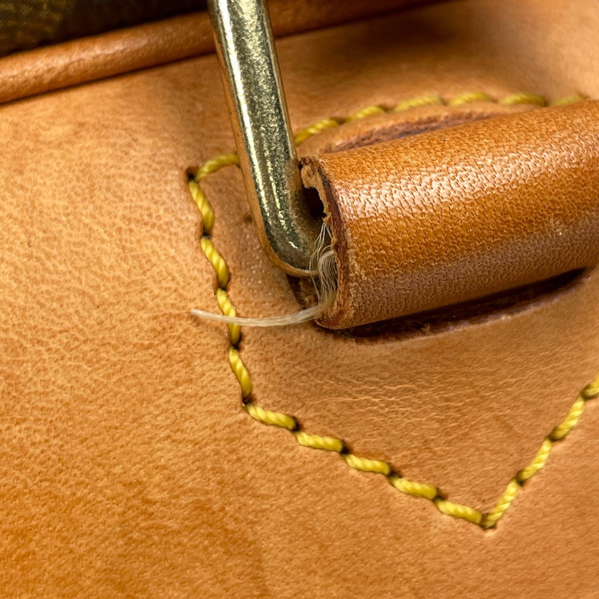 Louis Vuitton Brown Monogram Handbag (Pre-Owned)