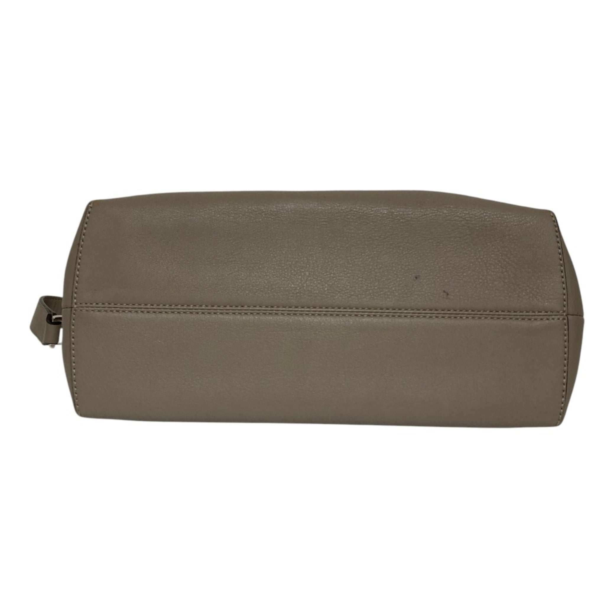 Fendi Grayish Leather Shoulder Bag (Pre-Owned)