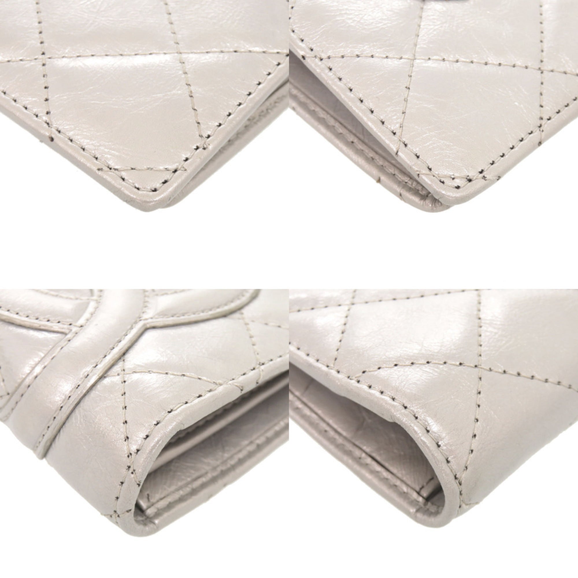 Chanel Silver Leather Long Wallet (Bi-Fold) (Pre-Owned)