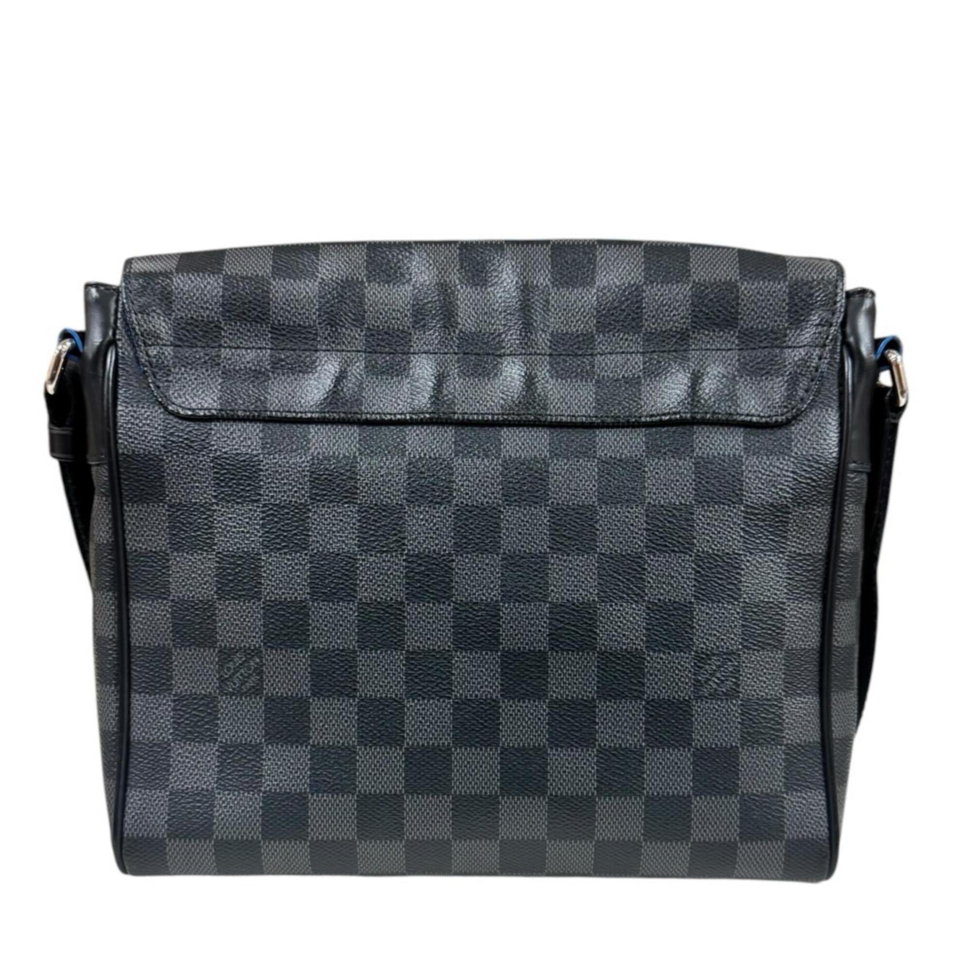 Louis Vuitton Damier Graphite Black Blue Damier Graphite Shoulder Bag (Pre-Owned)