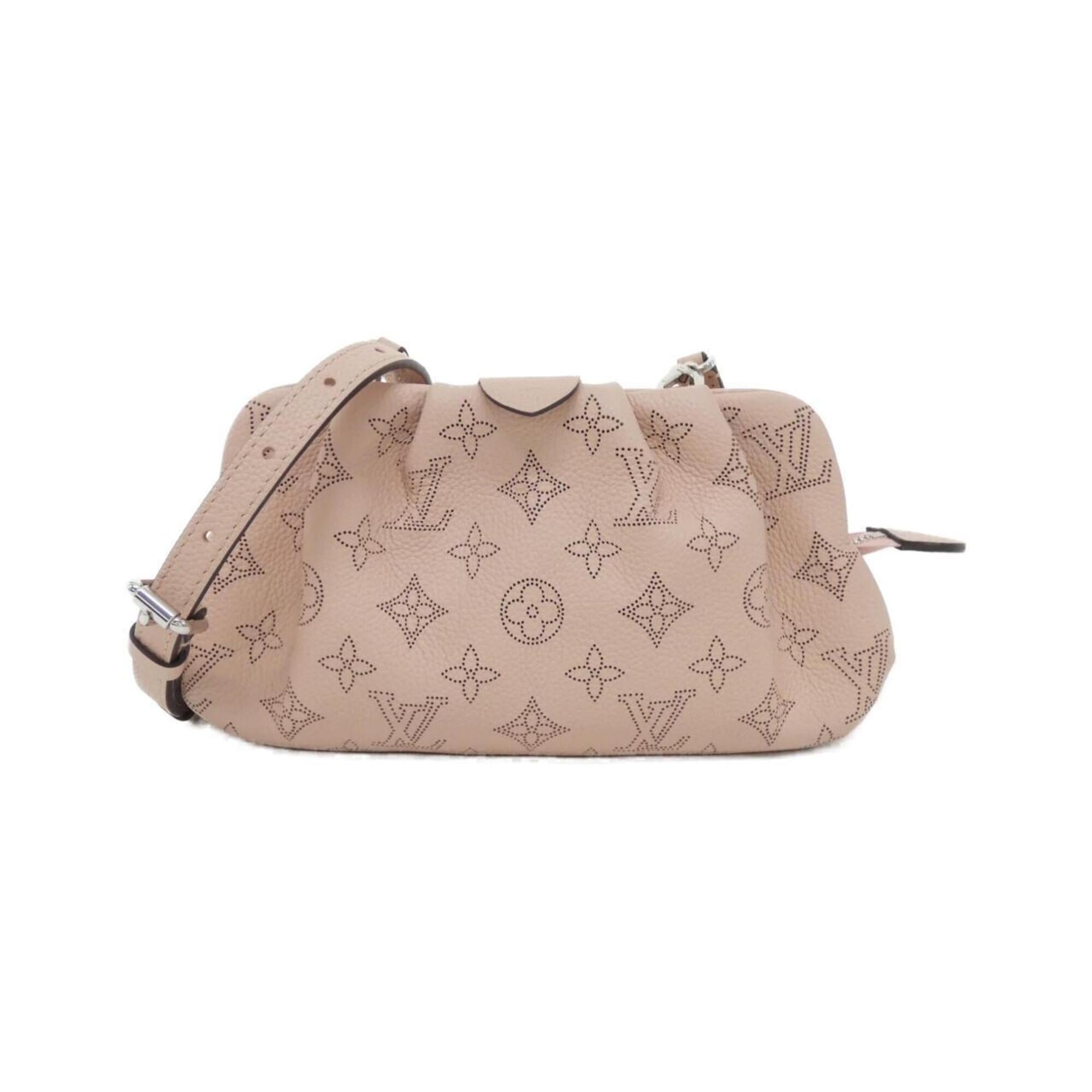 Louis Vuitton Magnolia Leather Shoulder Bag (Pre-Owned)