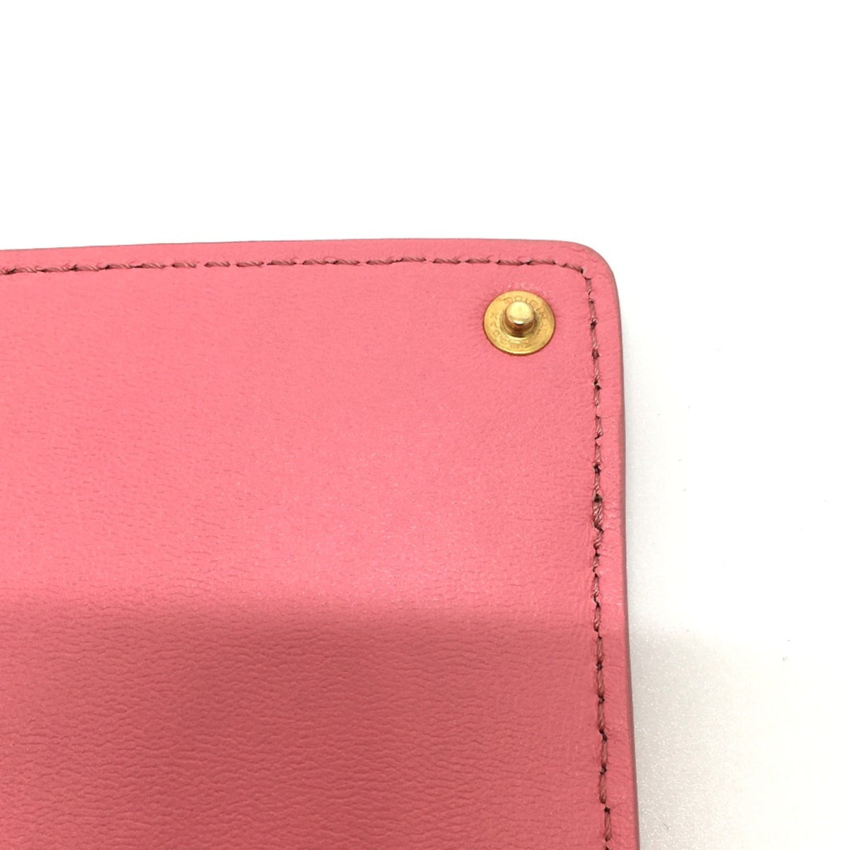Fendi Pink Leather Pouch (Pre-Owned)