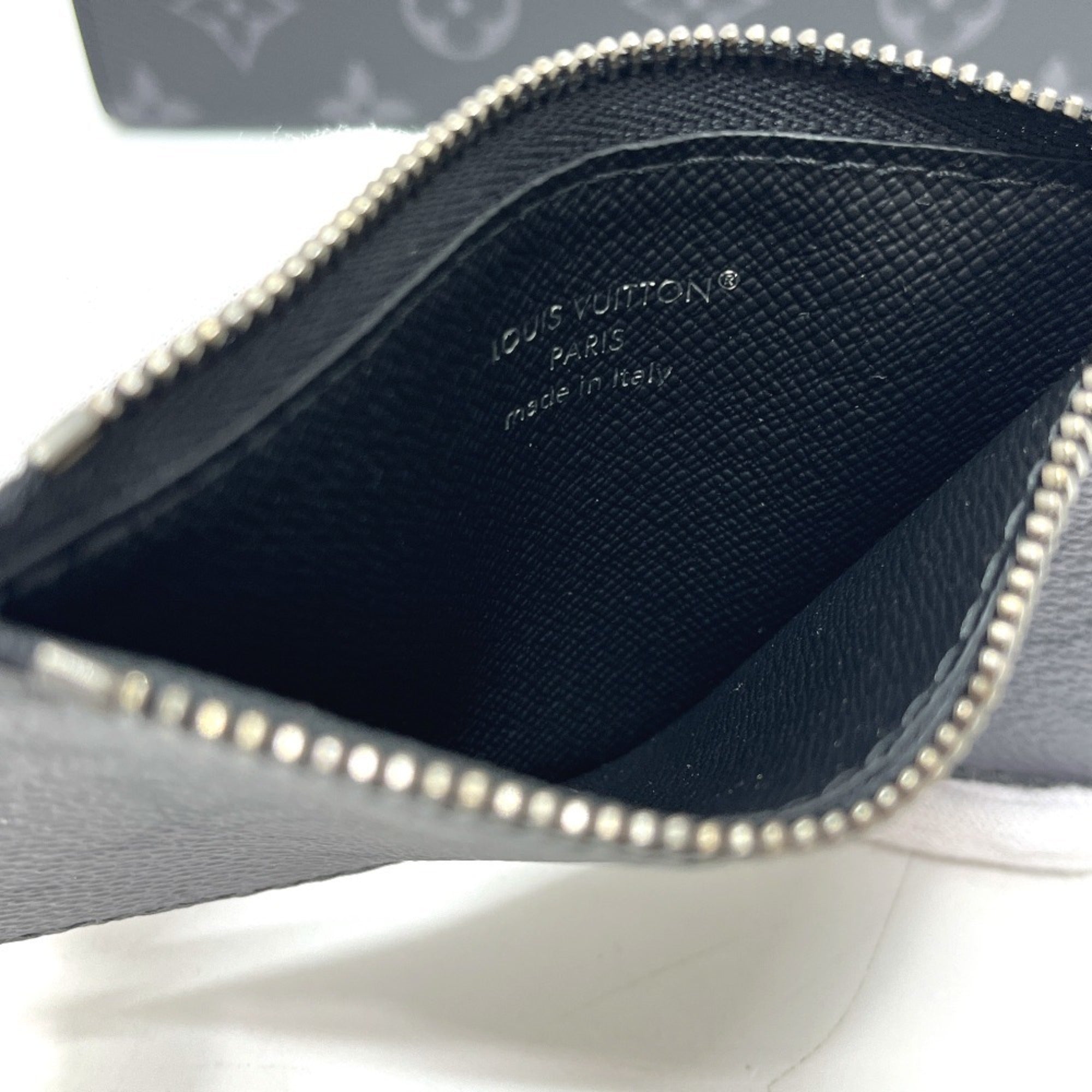 Louis Vuitton Black Monogram Eclipse Handbag Pouch Shoulder Bag (Pre-Owned)
