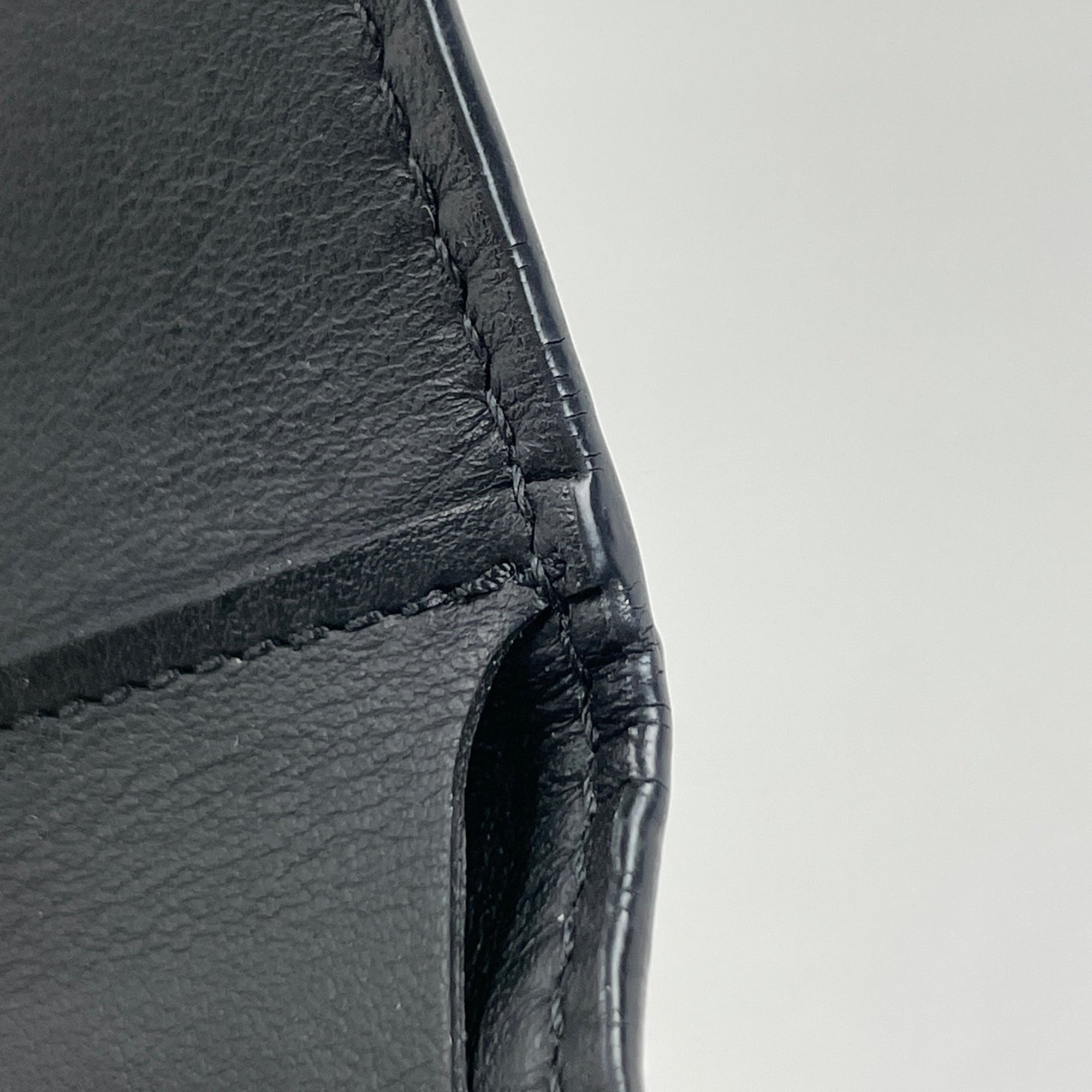 Louis Vuitton Black Wallet (Tri-Fold) (Pre-Owned)