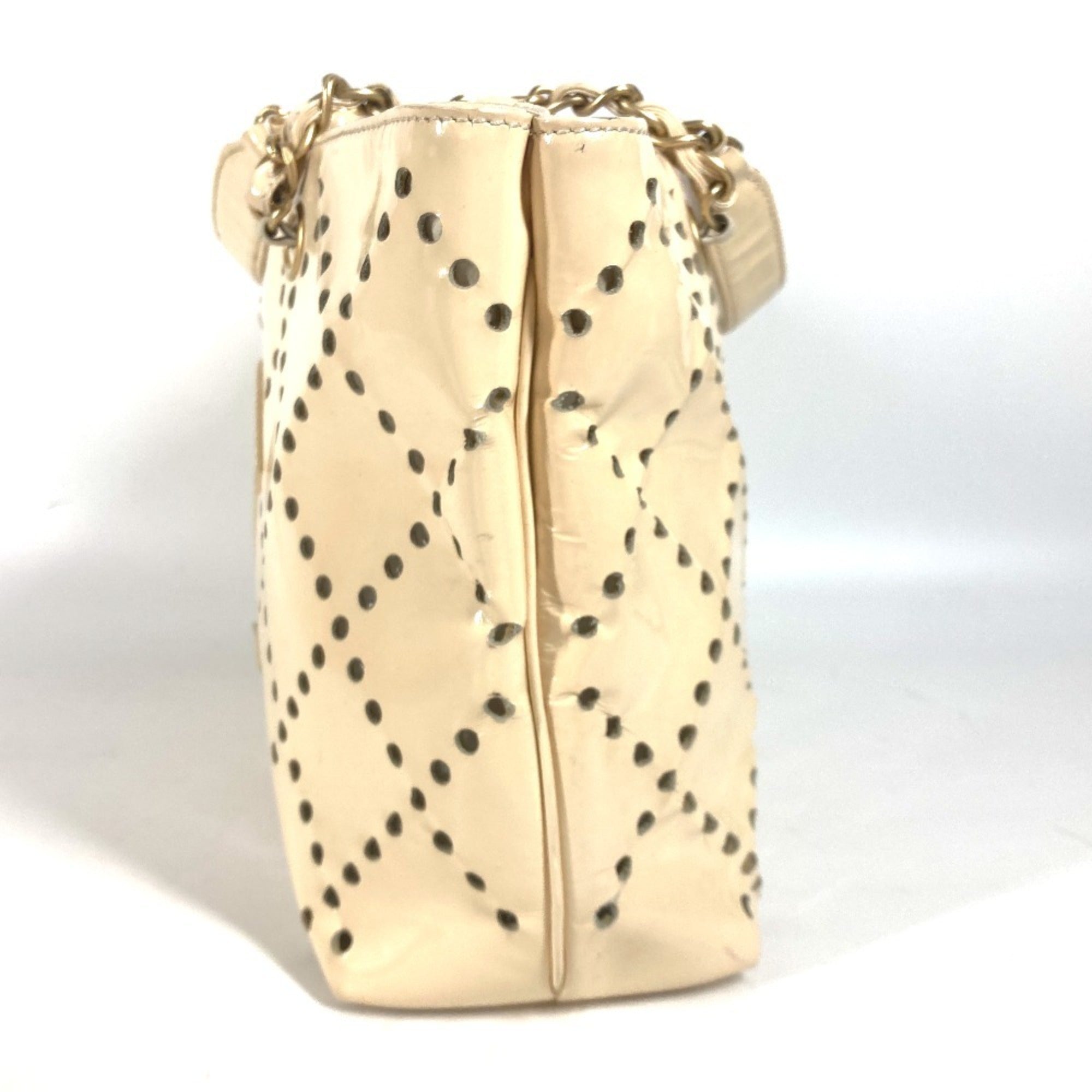 Chanel Ivory Shoulder Bag Tote Bag (Pre-Owned)