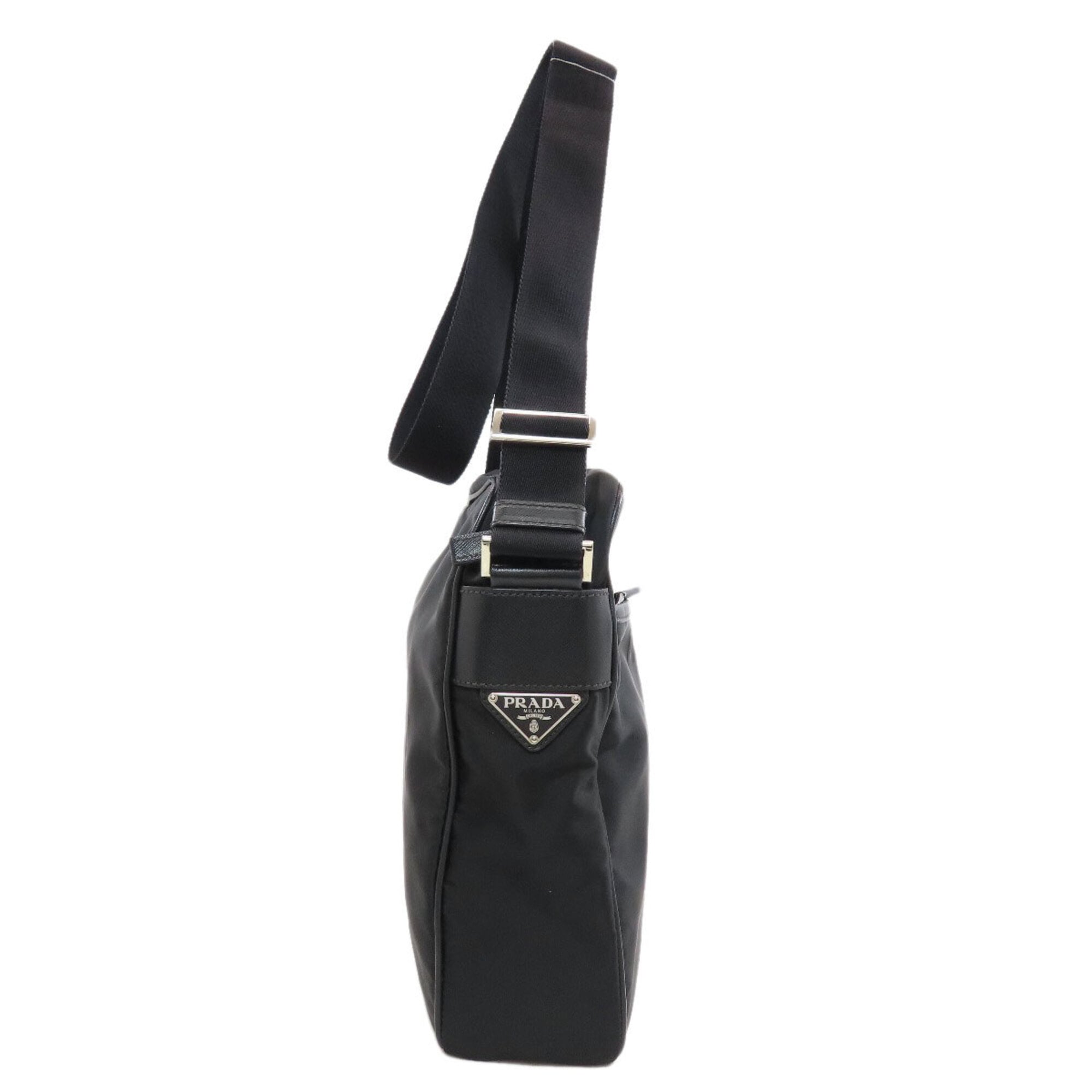 Prada Black Nylon Shoulder Bag (Pre-Owned)
