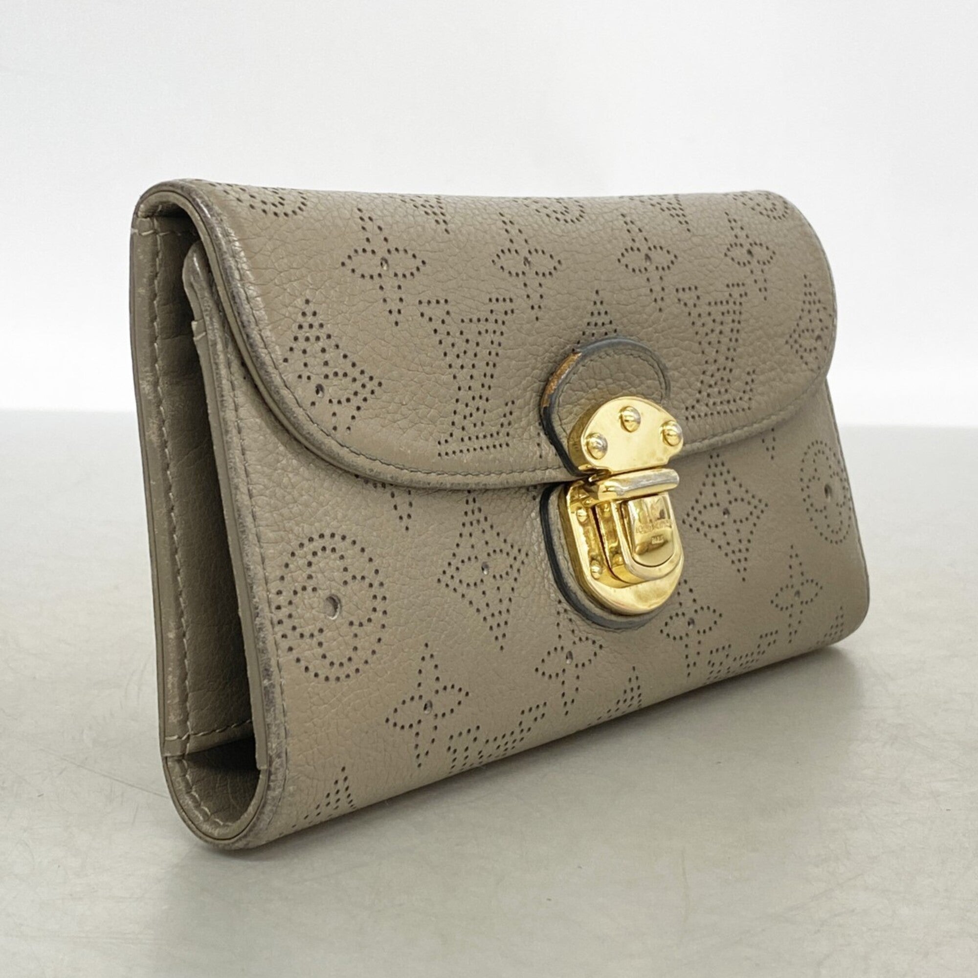 Louis Vuitton Taupe Long Wallet (Bi-Fold) (Pre-Owned)