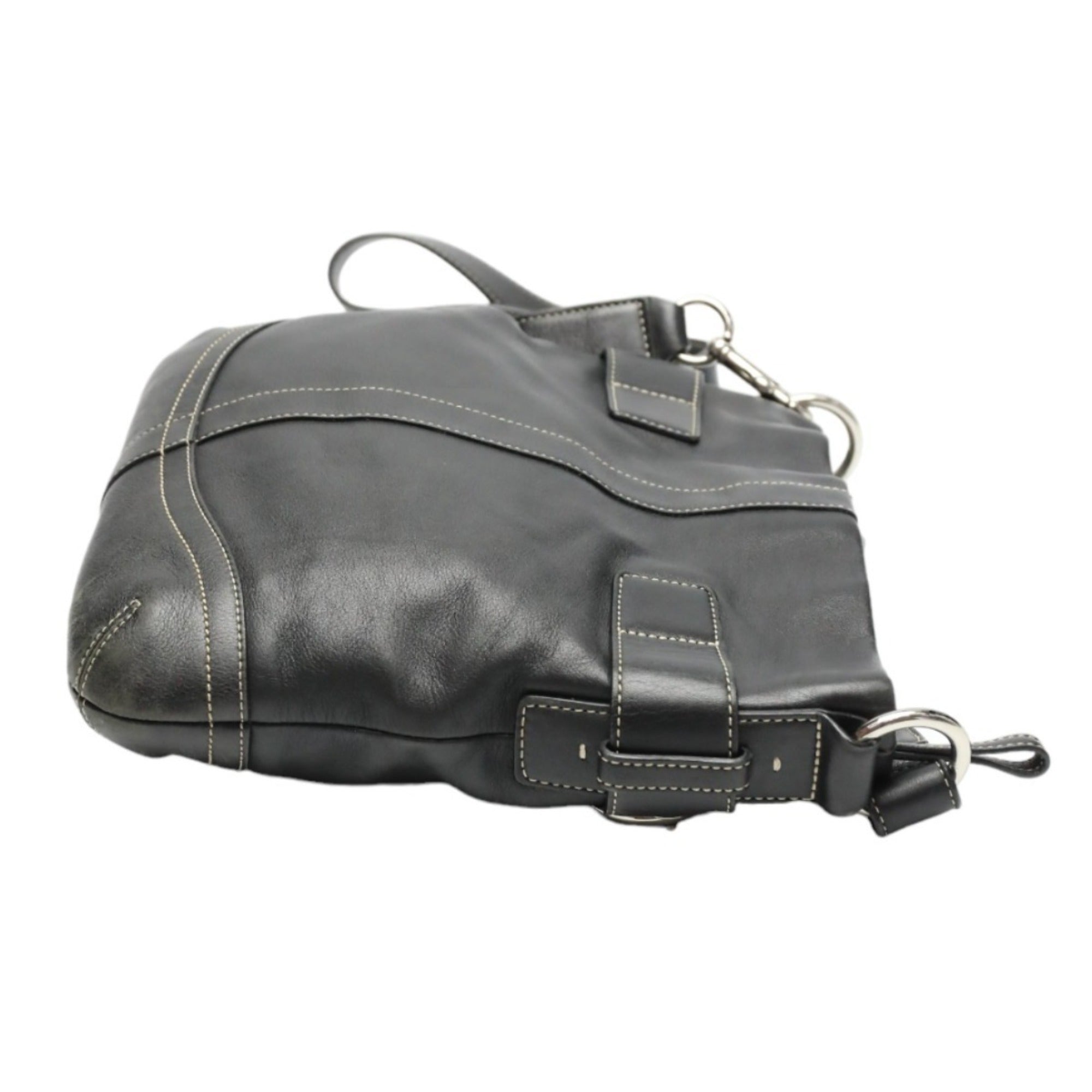 Coach Black Leather Shoulder Bag (Pre-Owned)