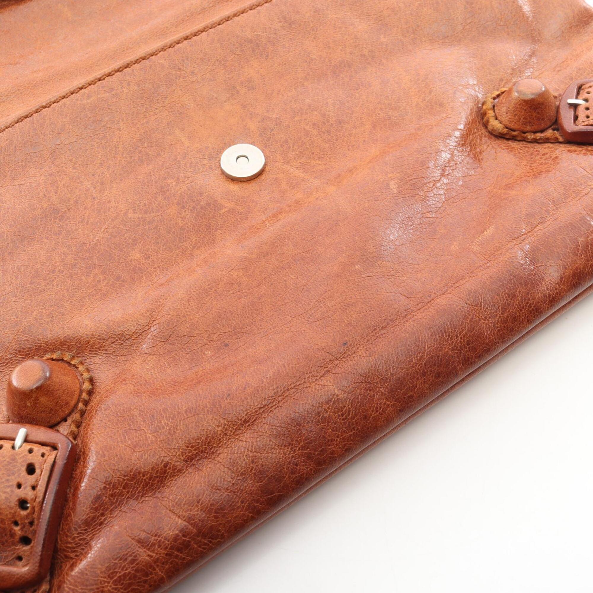 Balenciaga Brown Leather Clutch Bag Handbag (Pre-Owned)
