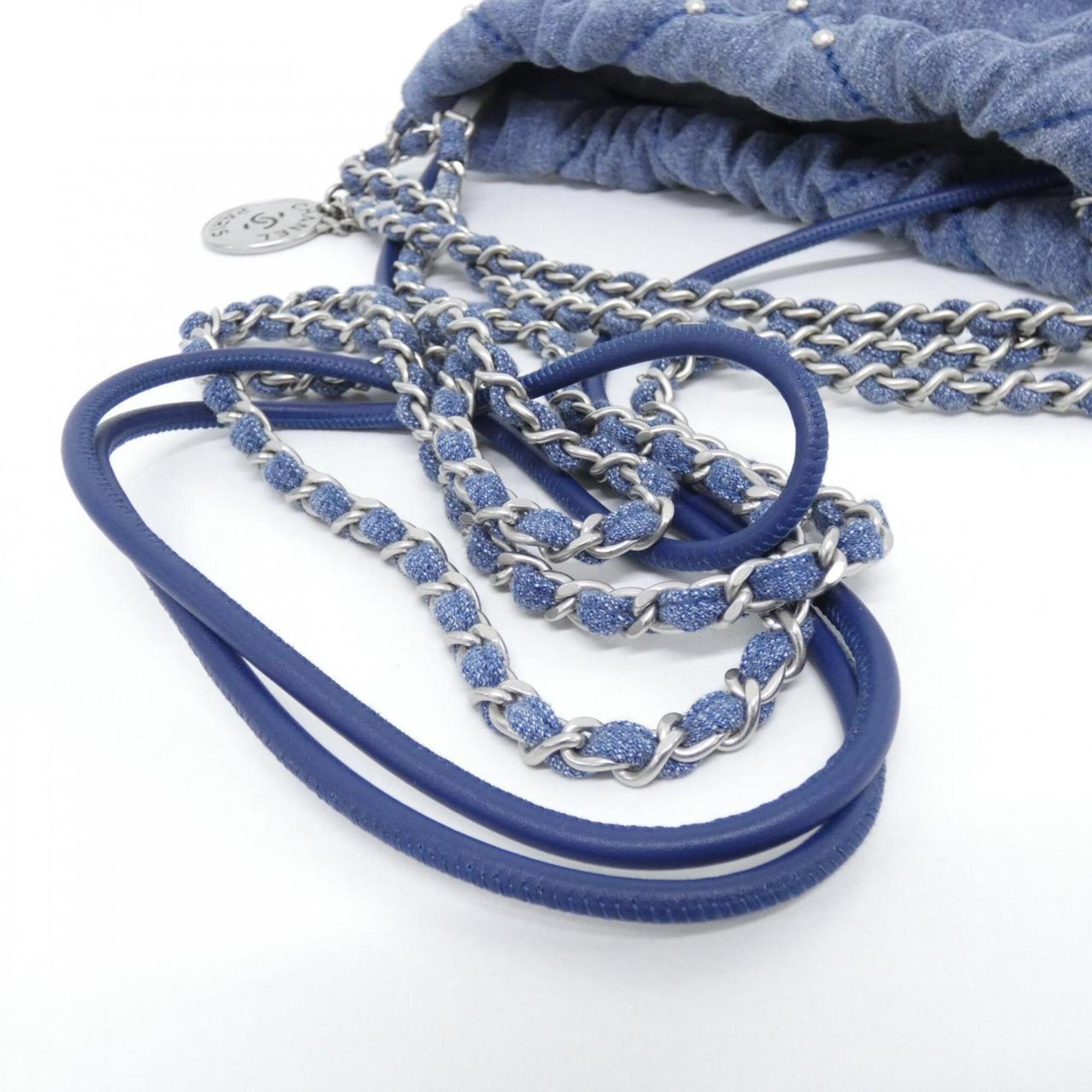 Chanel Blue Denim Handbag (Pre-Owned)