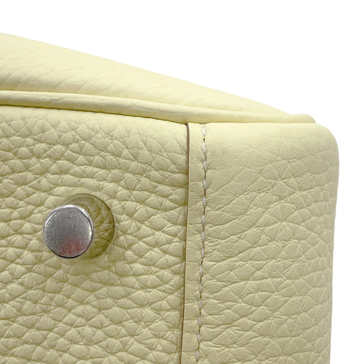 Hermes Cream Taurillon Clemence Leather Handbag (Pre-Owned)