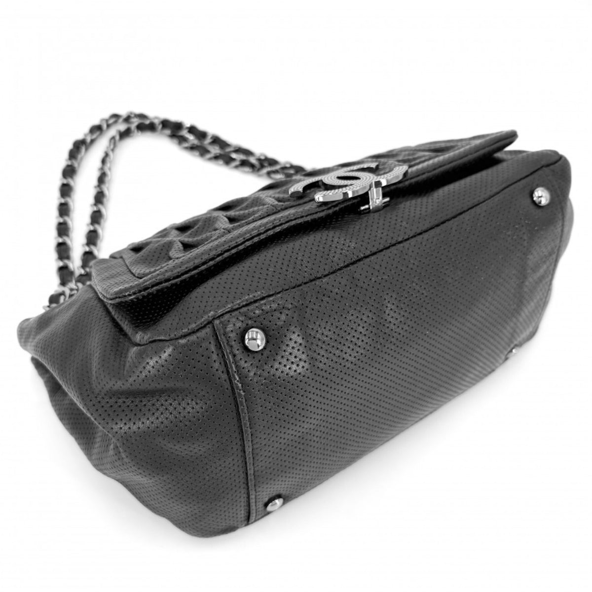 Chanel Black Leather Handbag Shoulder Bag (Pre-Owned)