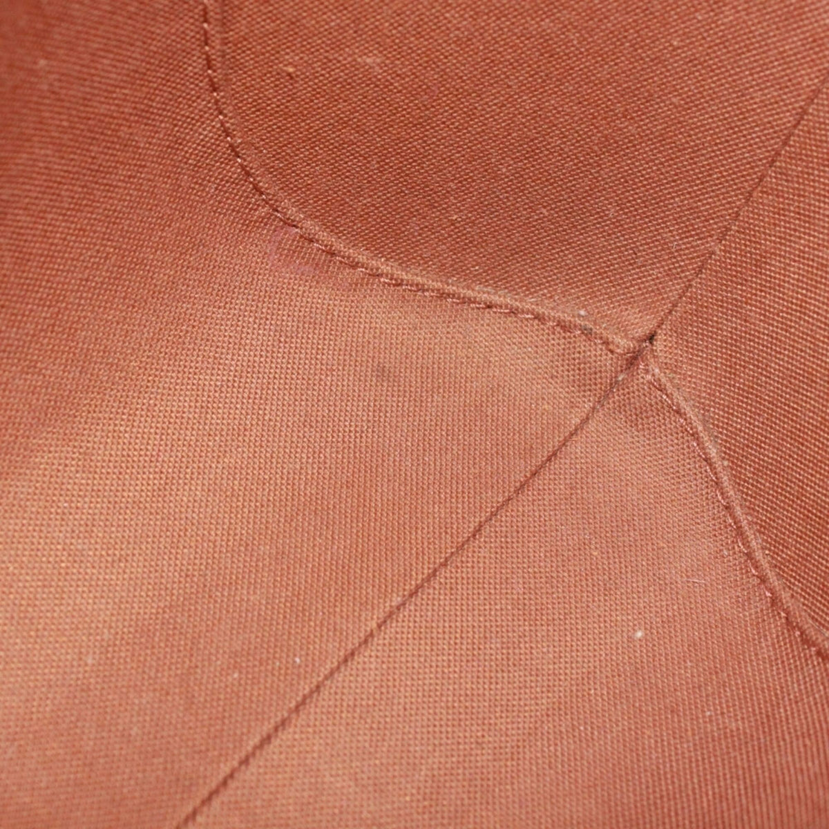Louis Vuitton Brown Monogram Monogram Handbag (Pre-Owned)
