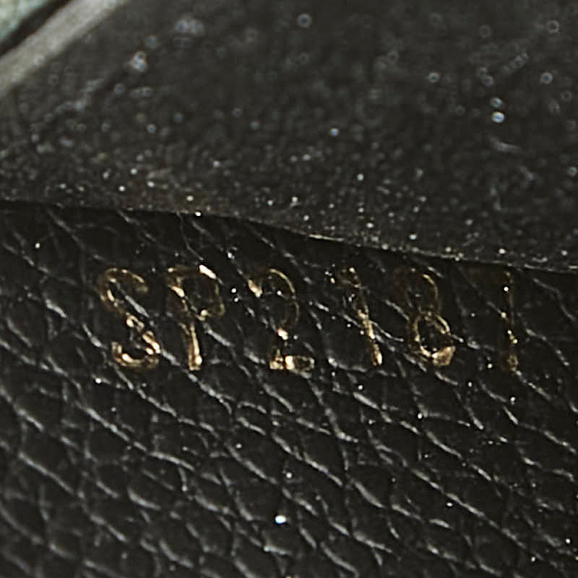 Louis Vuitton Black Leather Long Wallet (Bi-Fold) (Pre-Owned)