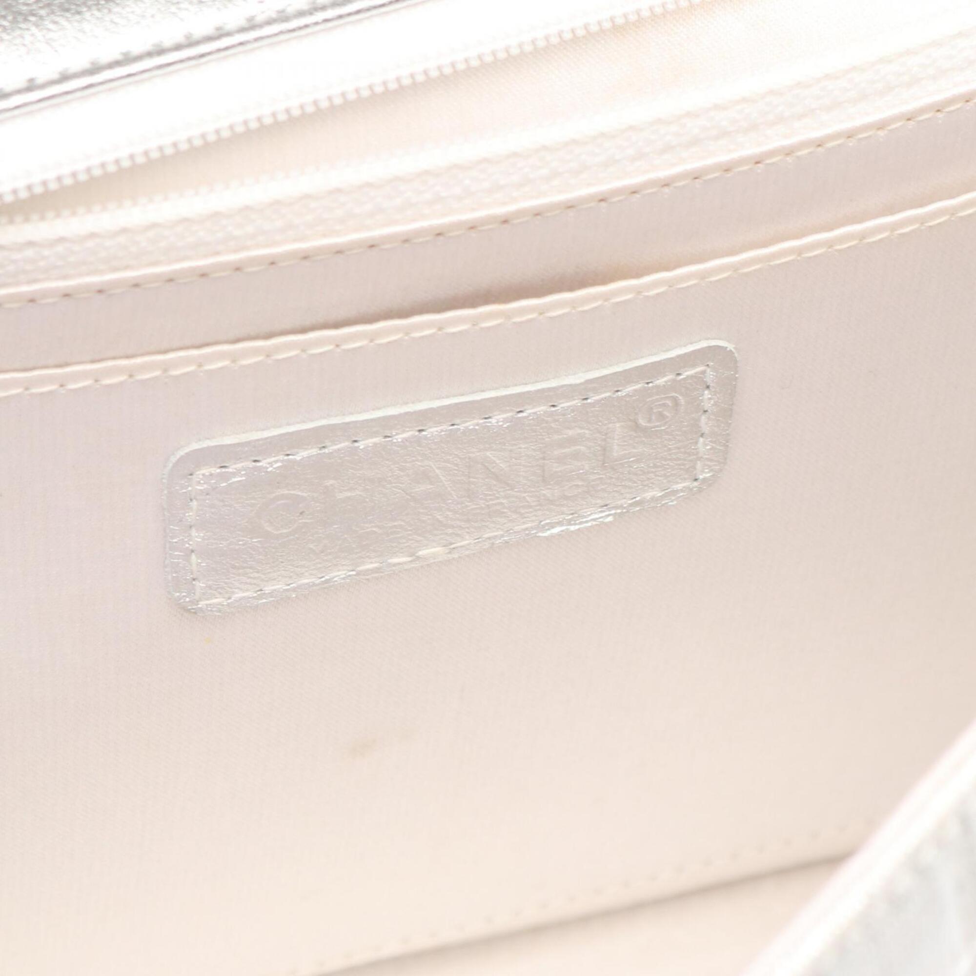 Chanel New Travel Line Silver Leather Nylon Canvas Handbag Shoulder Bag (Pre-Owned)