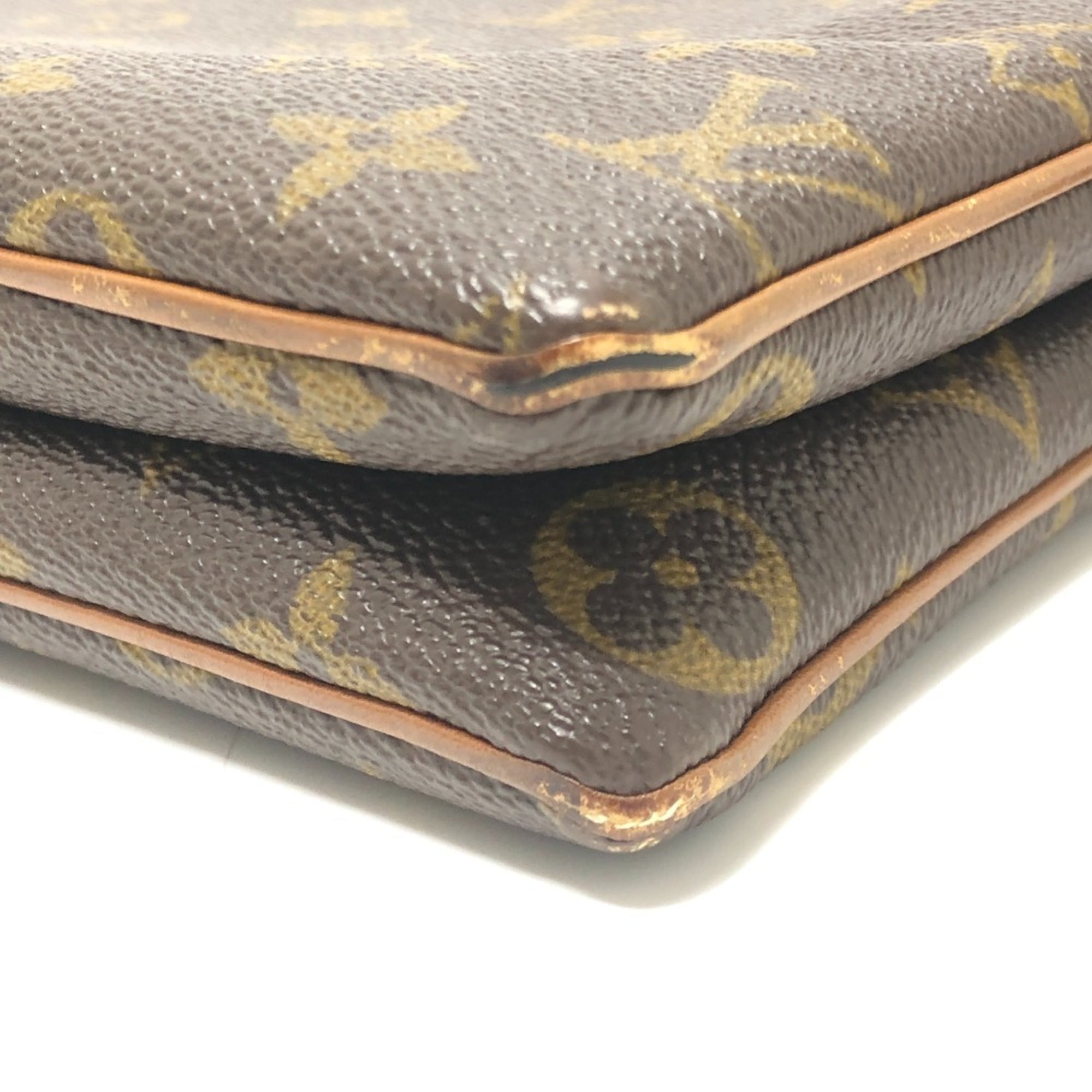 Louis Vuitton Brown Monogram Handbag (Pre-Owned)