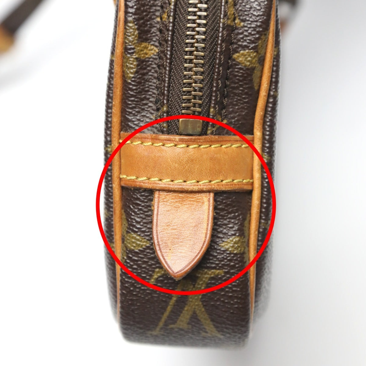 Louis Vuitton Brown Monogram Monogram Shoulder Bag (Pre-Owned)