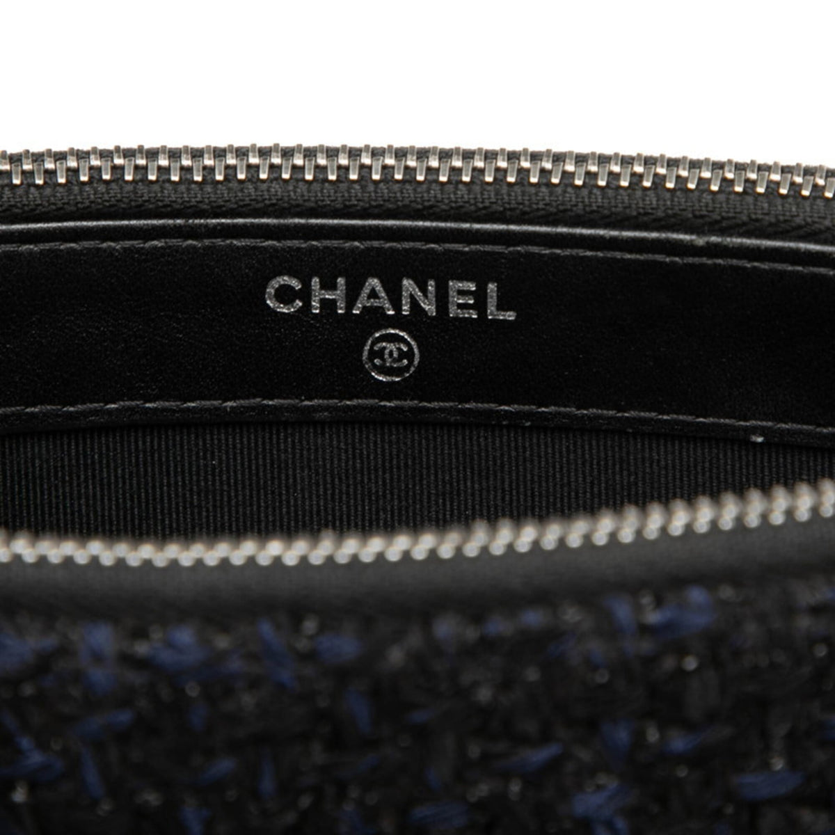 Chanel Black Navy Tweed Leather Shoulder Bag (Pre-Owned)